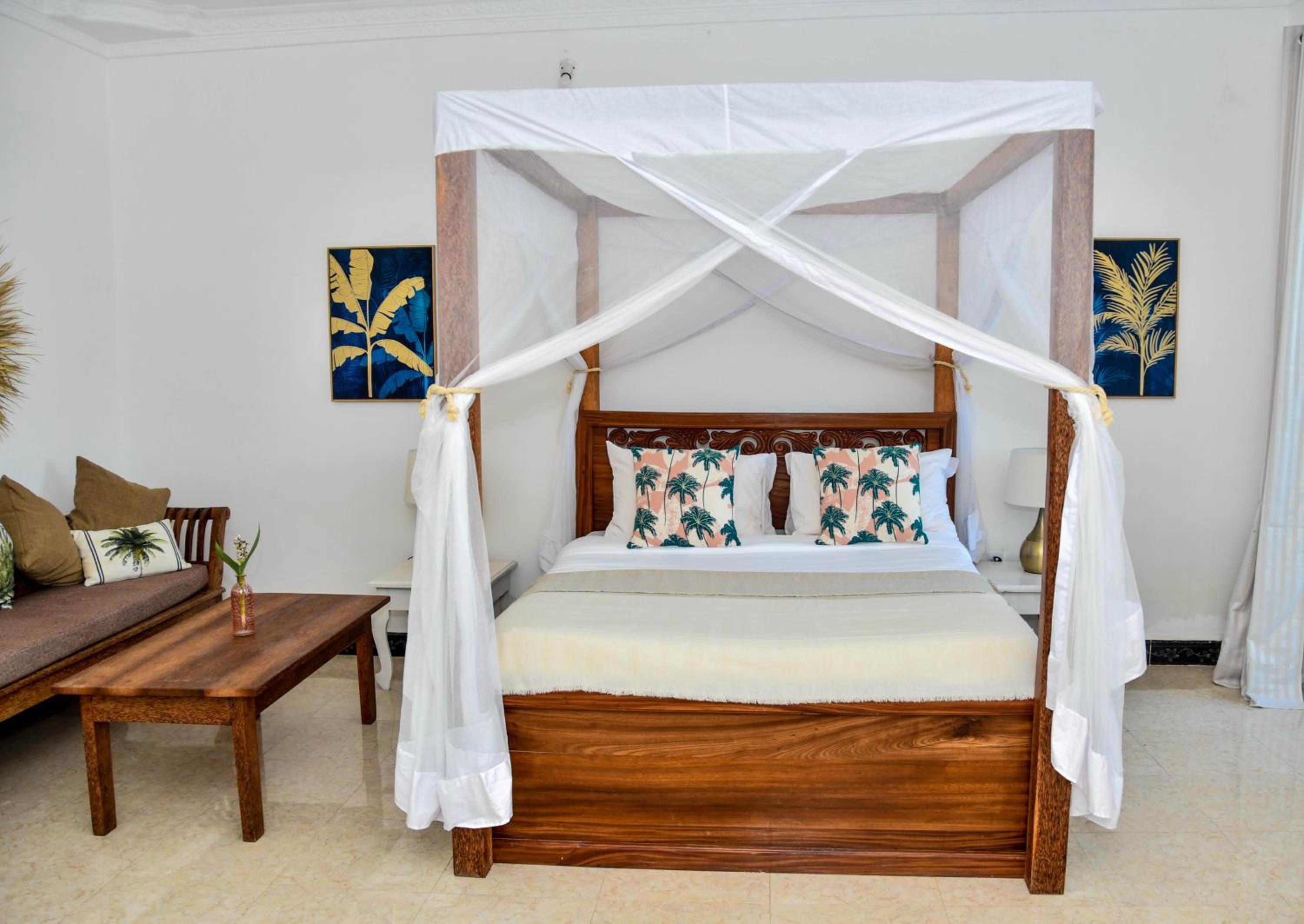 Deluxe Double Room with Balcony and Sea View