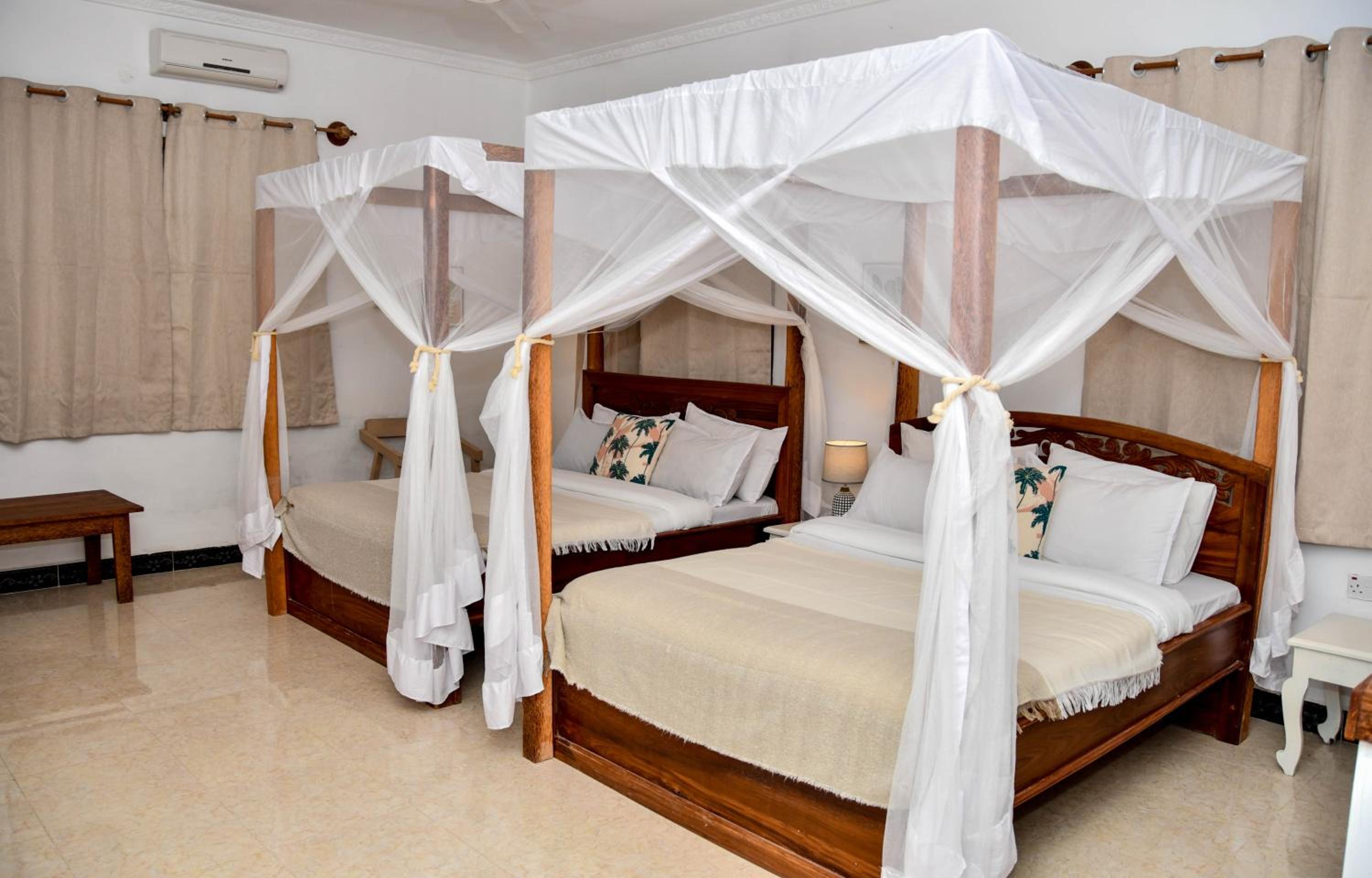 Deluxe Triple Room with Sea View