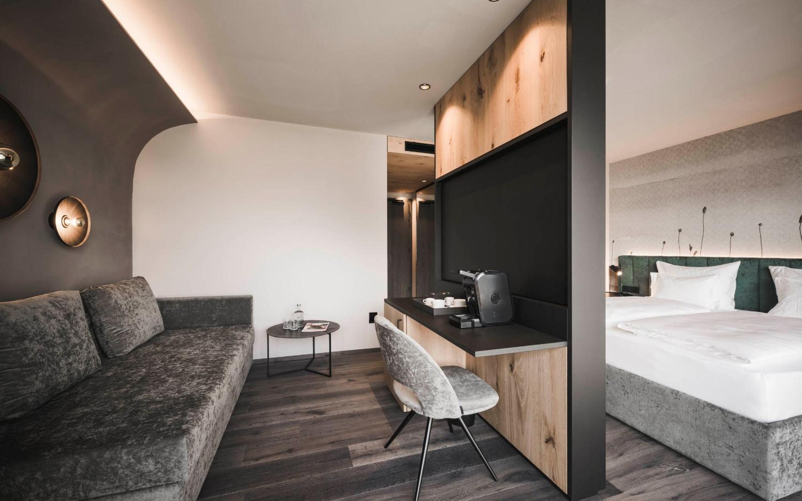 Deluxe Suite (Upper Floor) - Photo 3