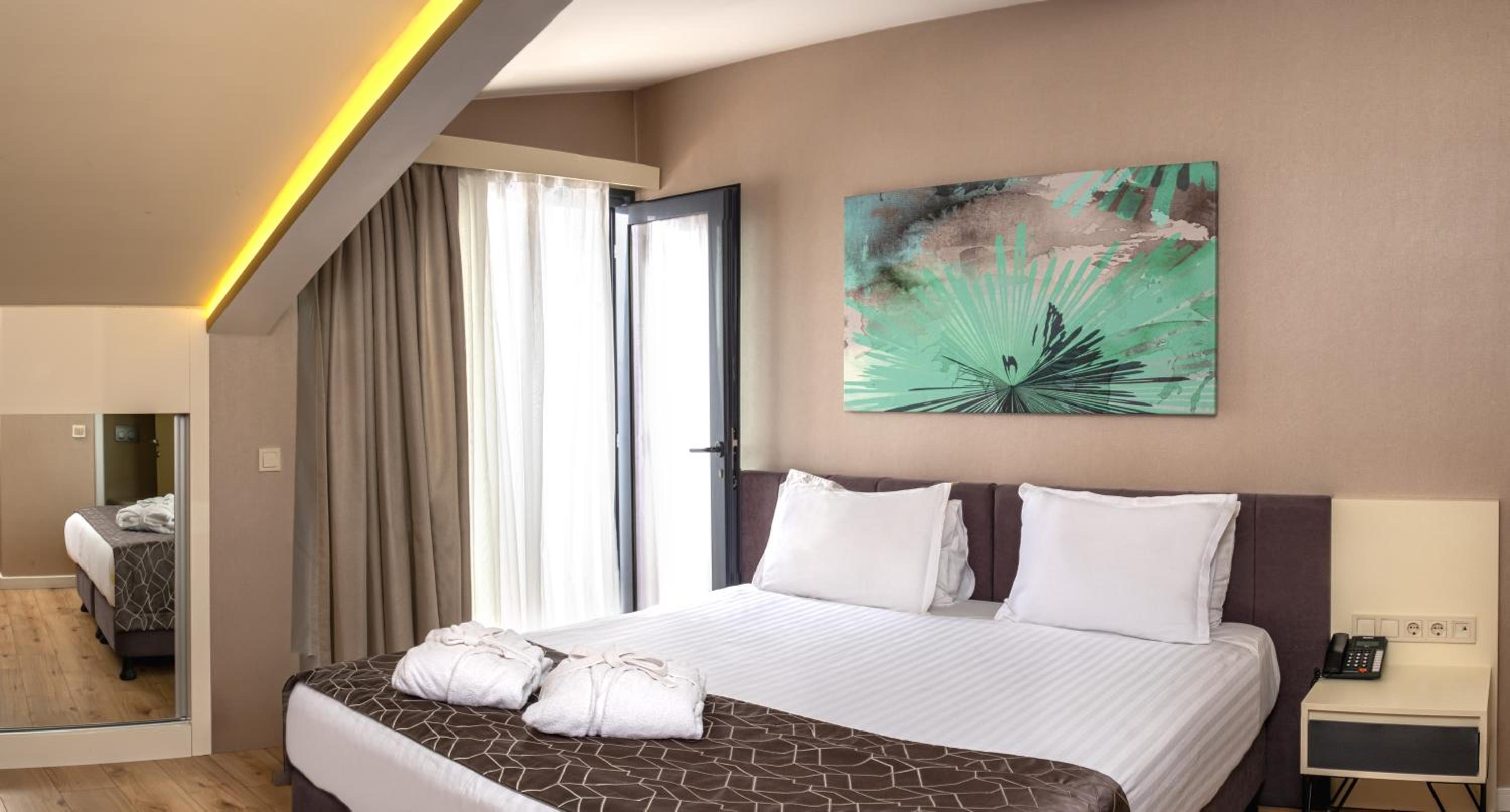 Double Room with Terrace photo 3
