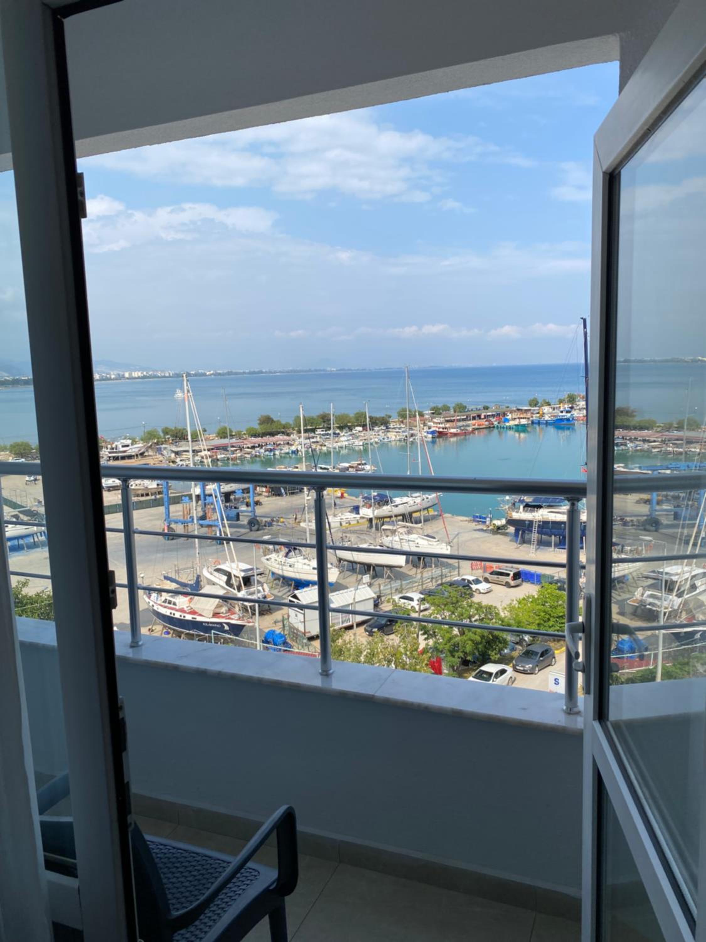 Double Room with Sea View - Photo 10