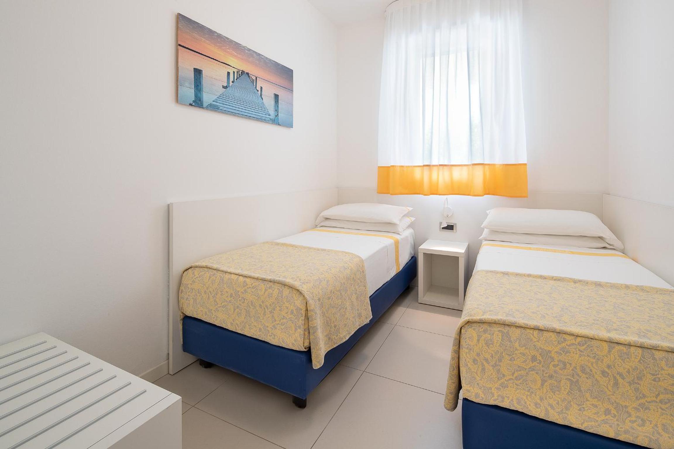 Deluxe Two-Bedroom Apartment (7 Adults)  - Photo 2