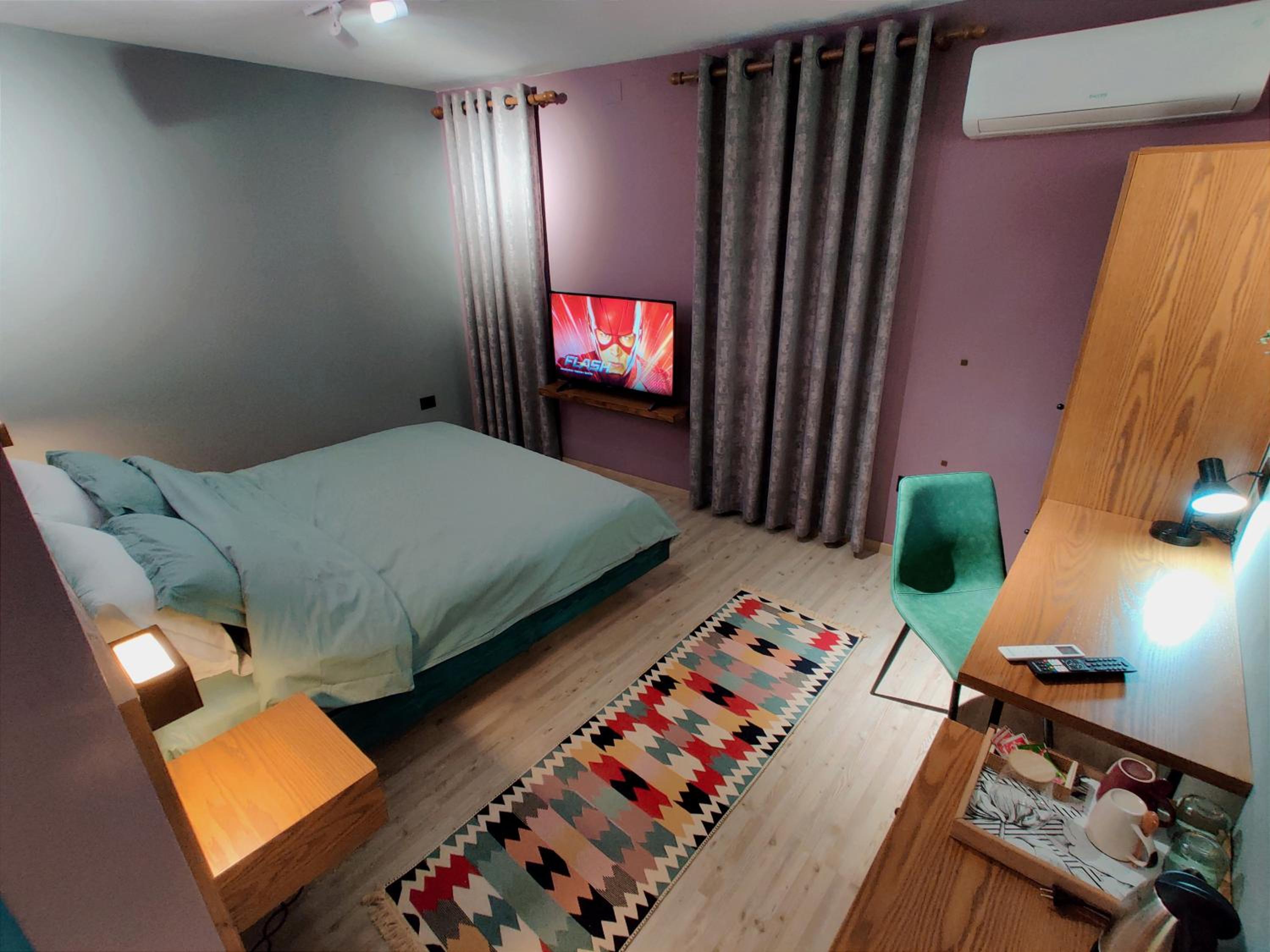 Standard King Room photo 1