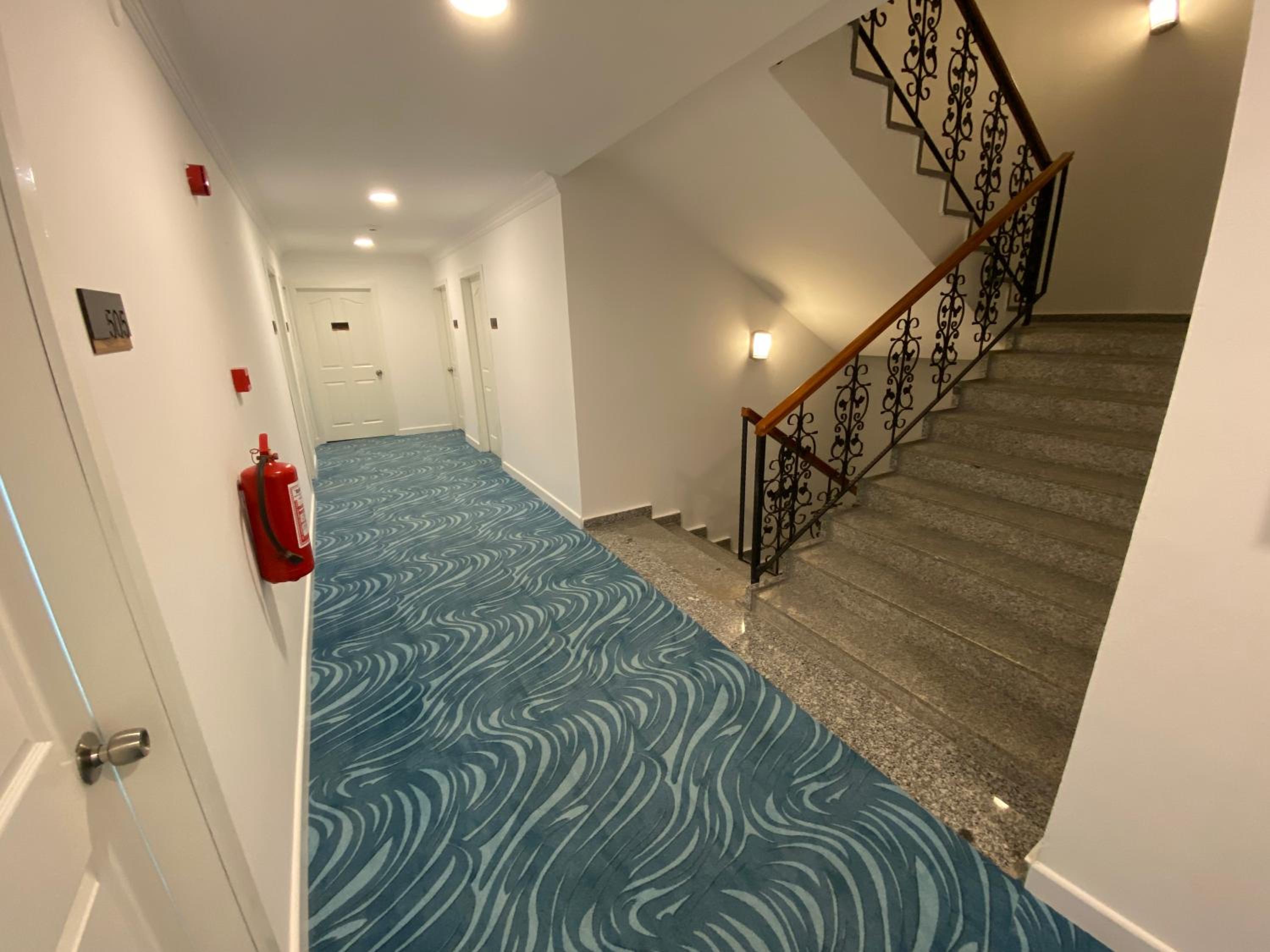 Deluxe Double Room with Sea View - Photo 14