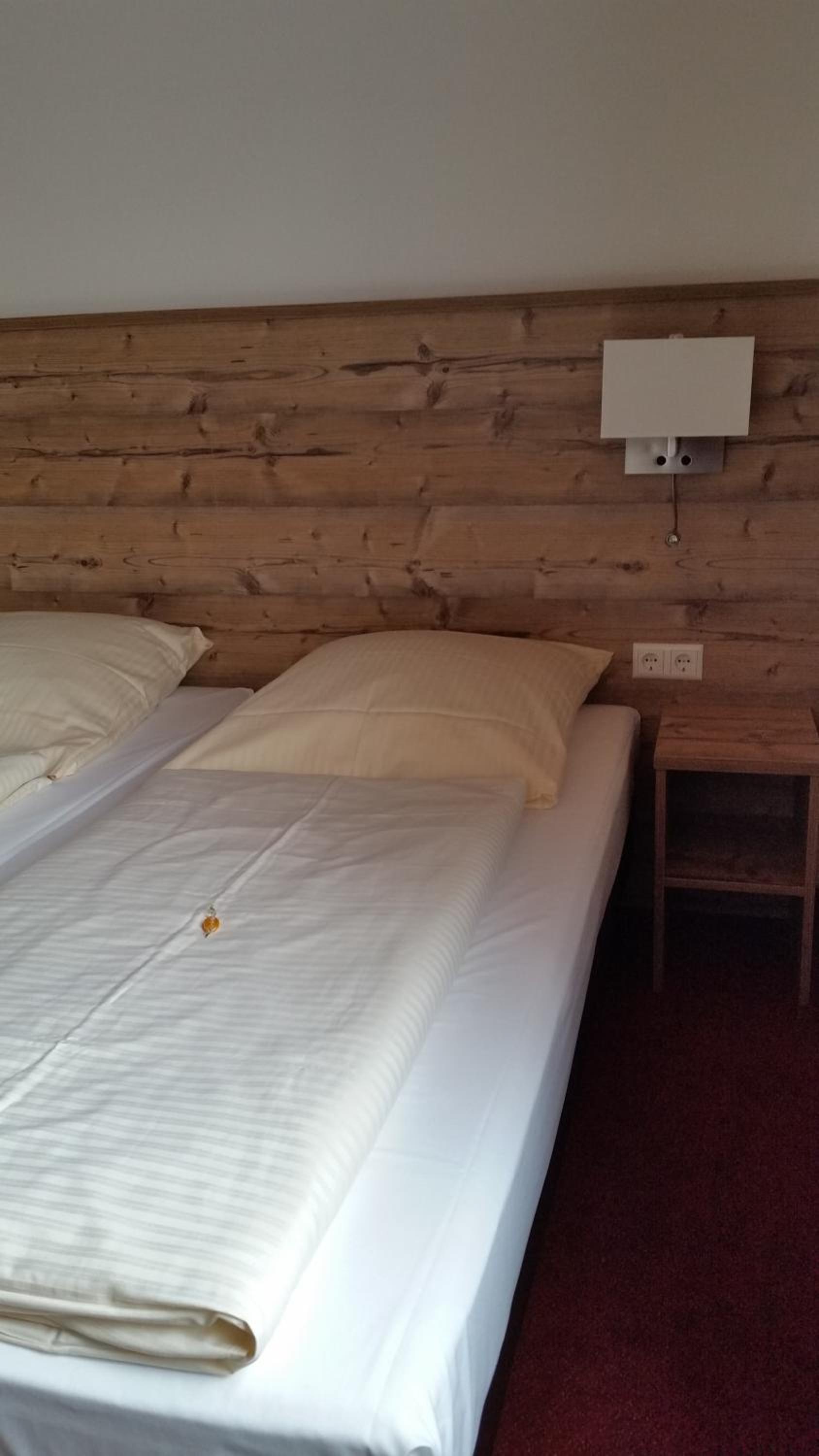 Double Room - Photo 2