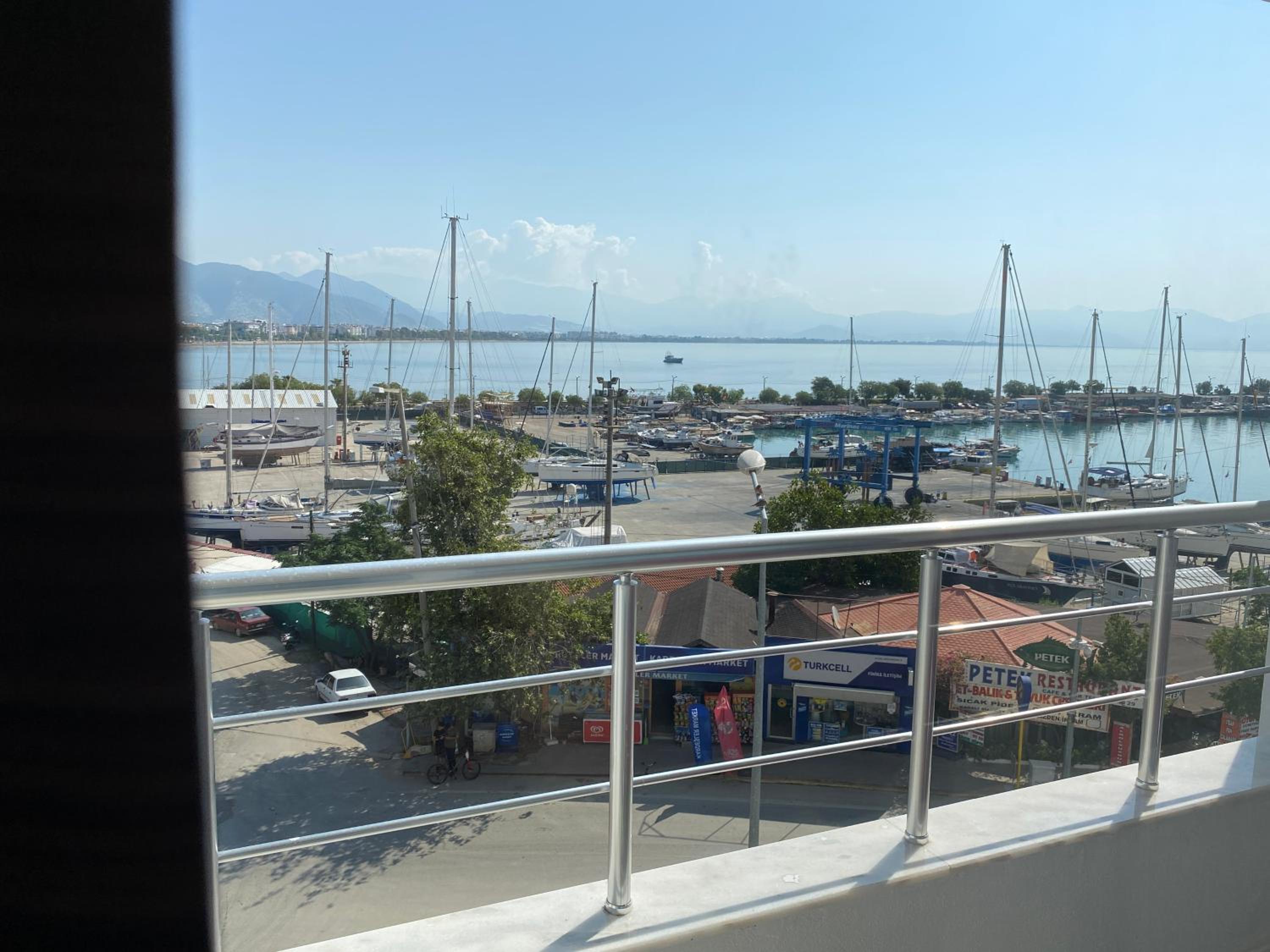 Suite with Sea View - Photo 12
