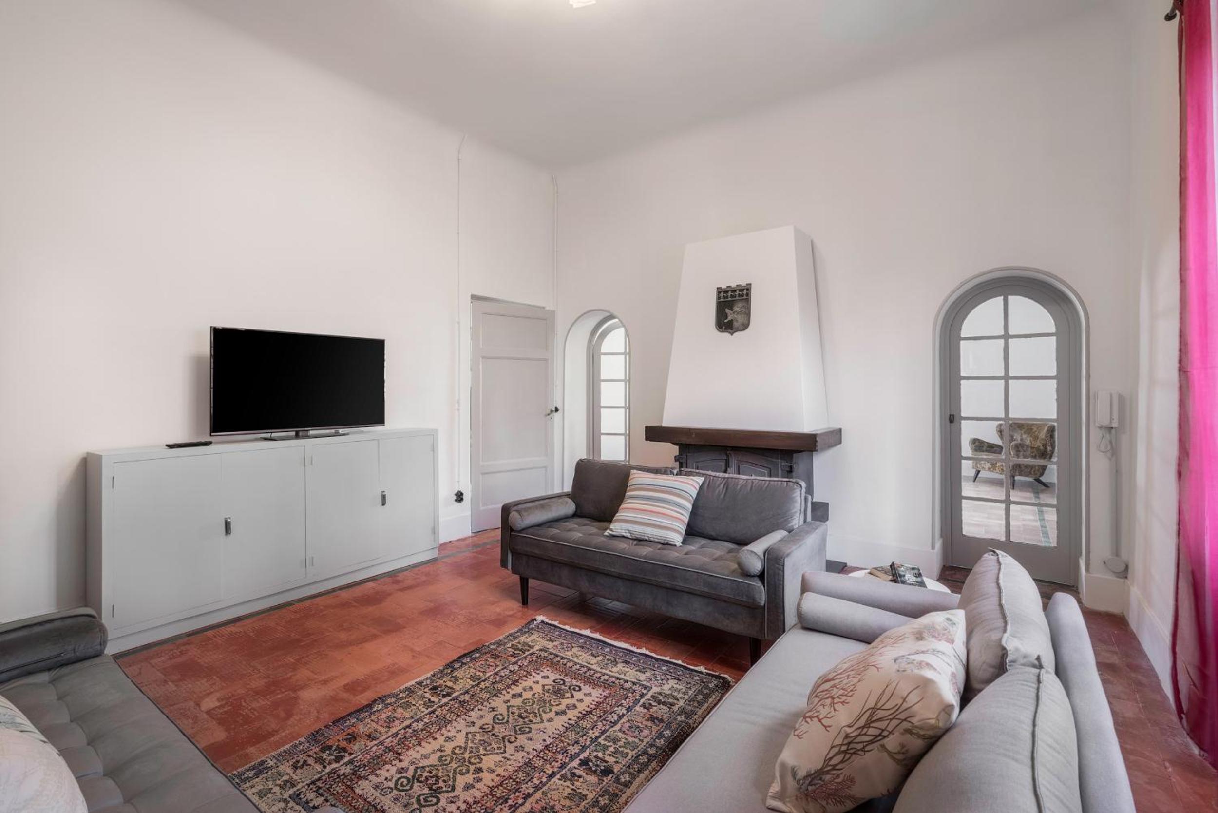 Villa photo 1
