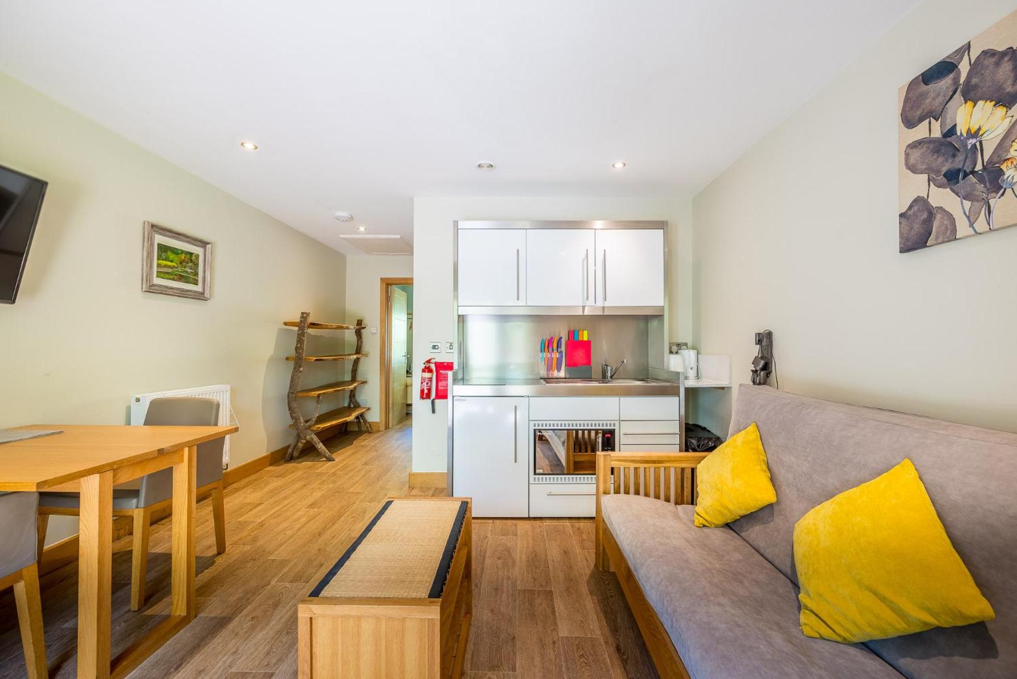 Superior One-Bedroom Holiday Home