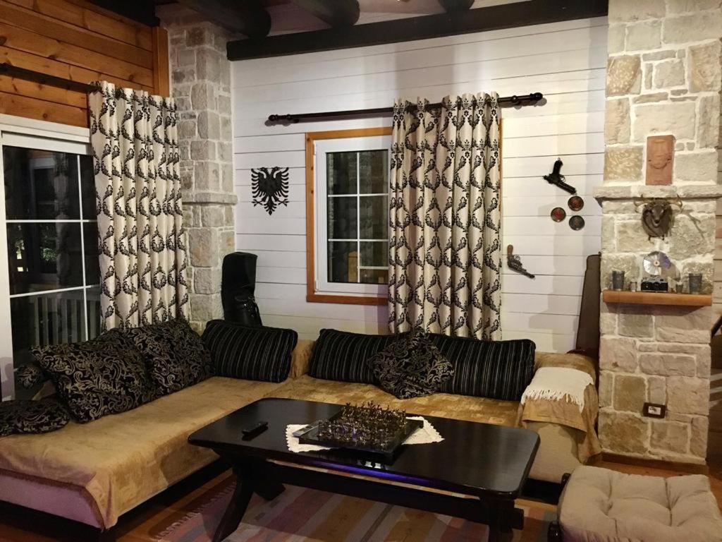 Grand Deluxe Two Bedroom Apartment with Balcony and Sea View