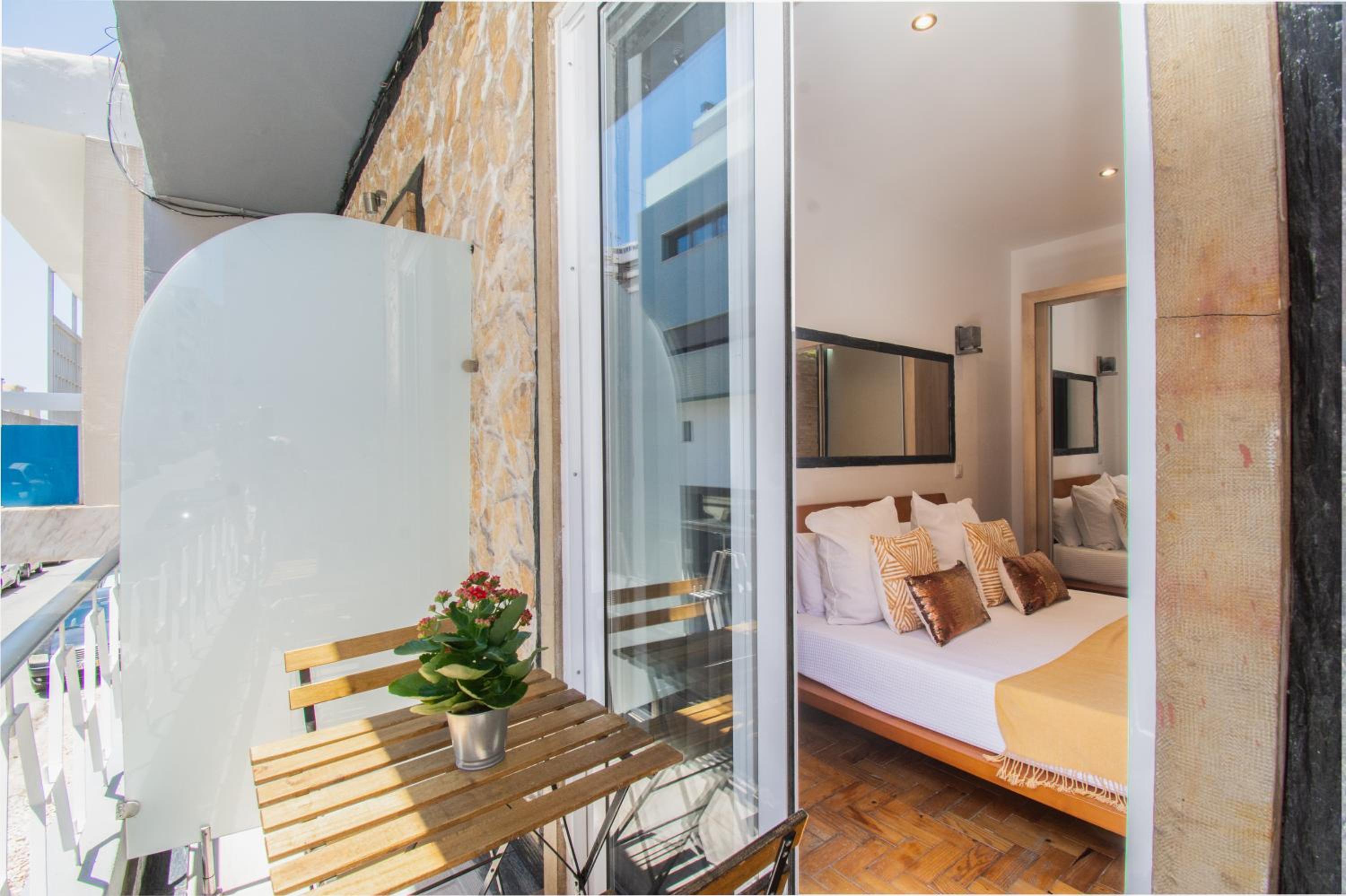 Double Room - Photo 6