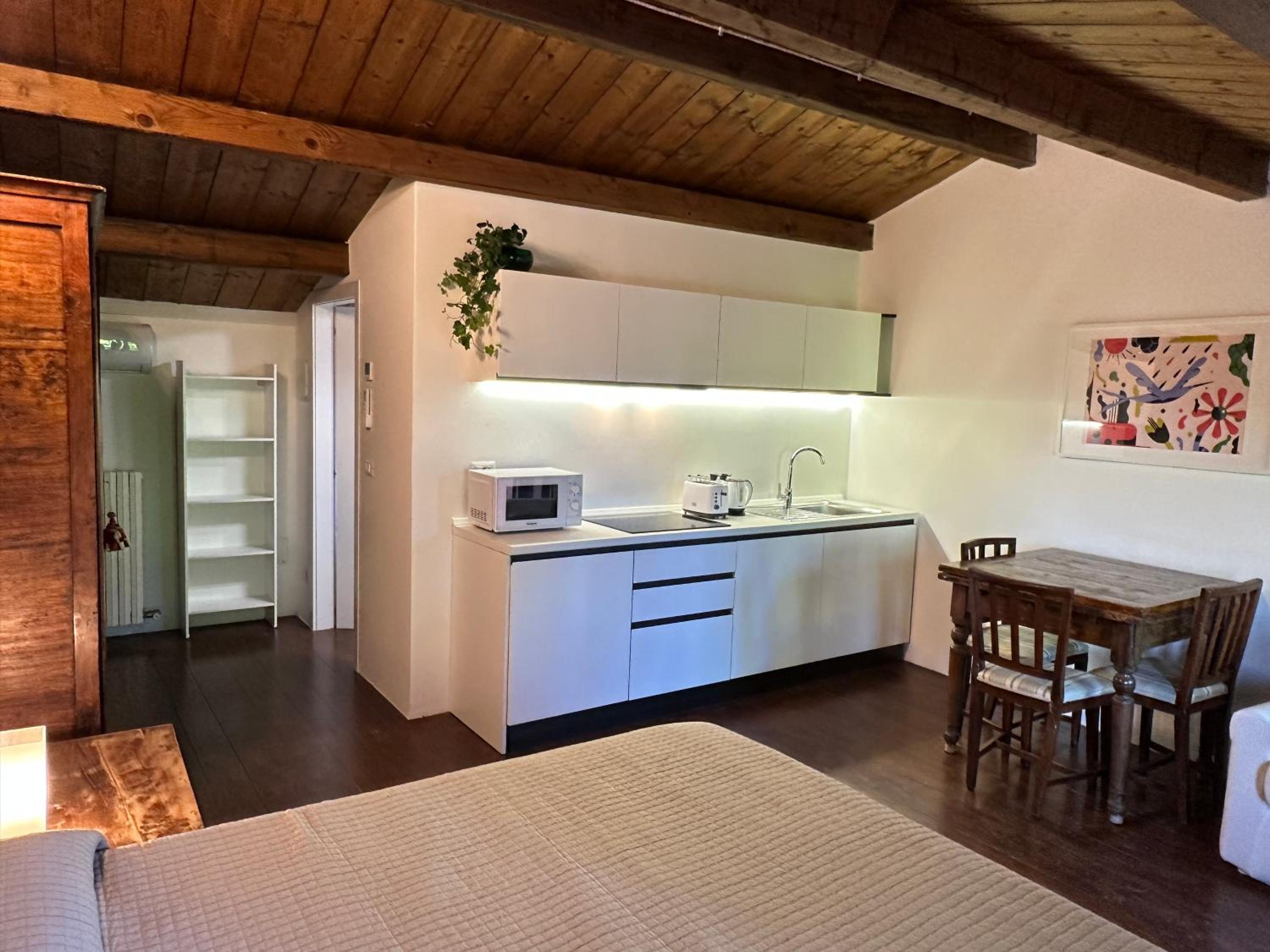 Quadruple Room - Photo 5