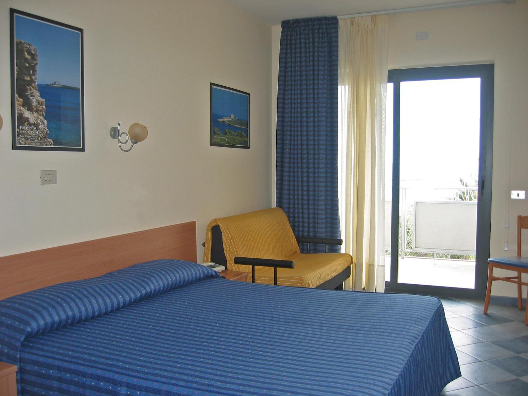 Double or Twin Room with Sea View - Photo 1