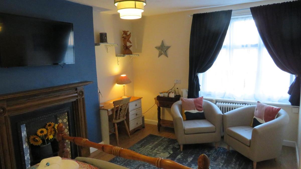 Deluxe King Room photo 3