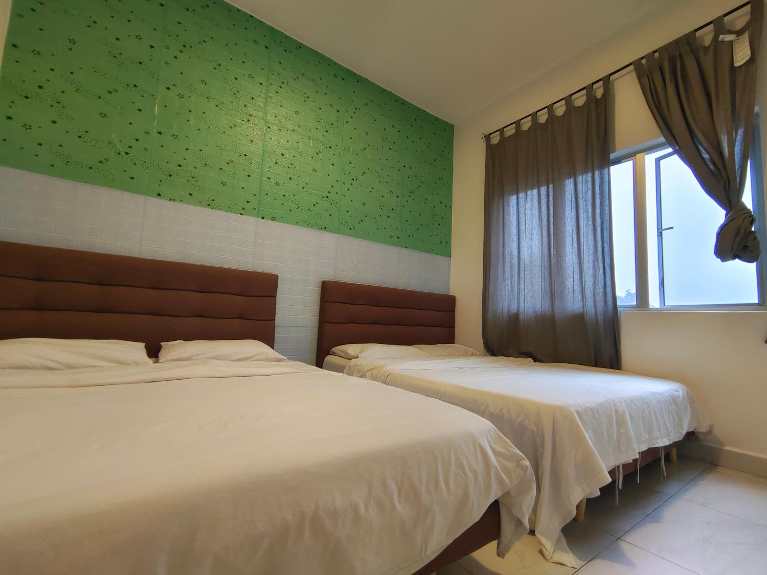 Apartment with Balcony - Photo 13