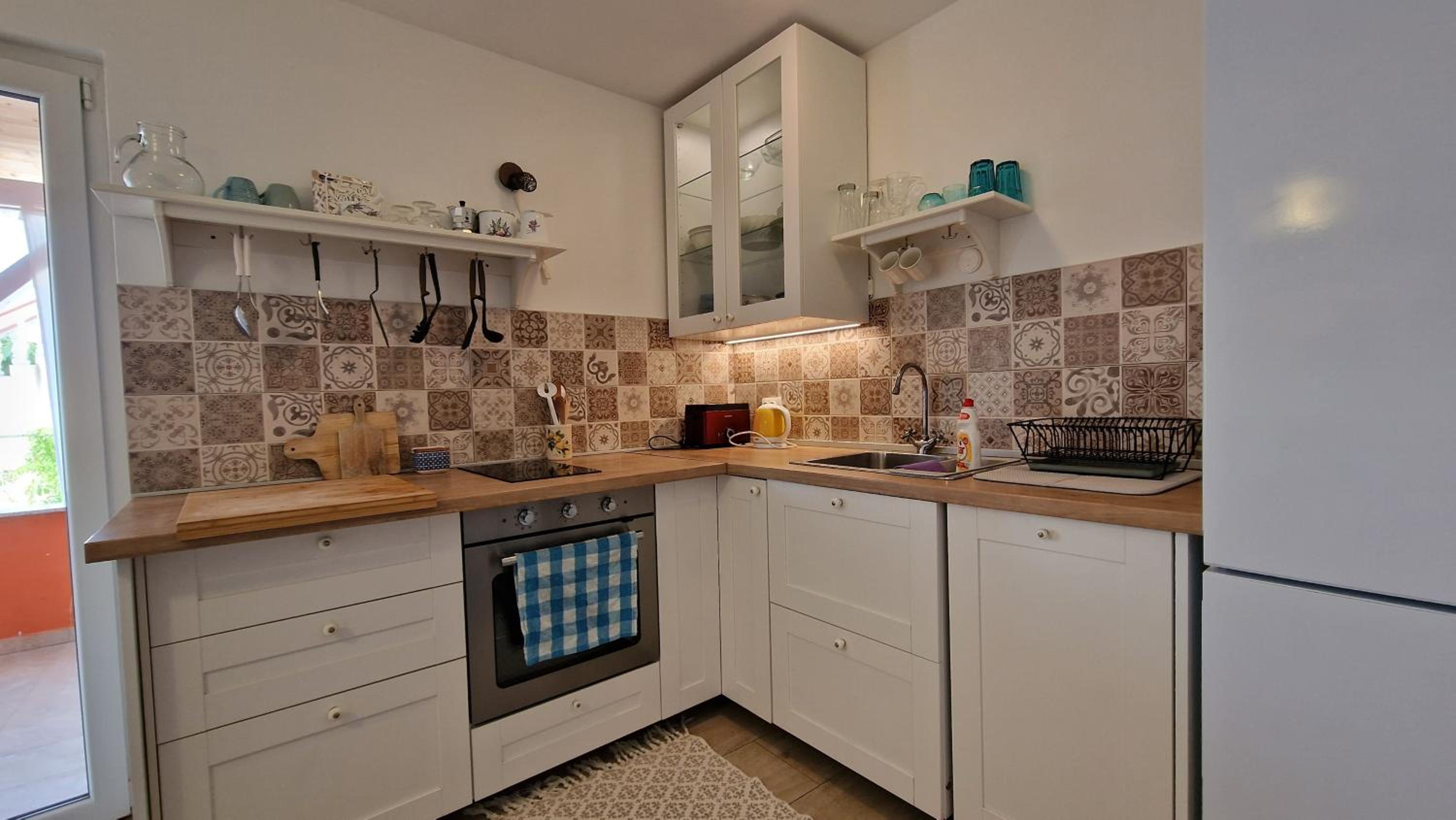 Apartment - Ground Floor photo 2