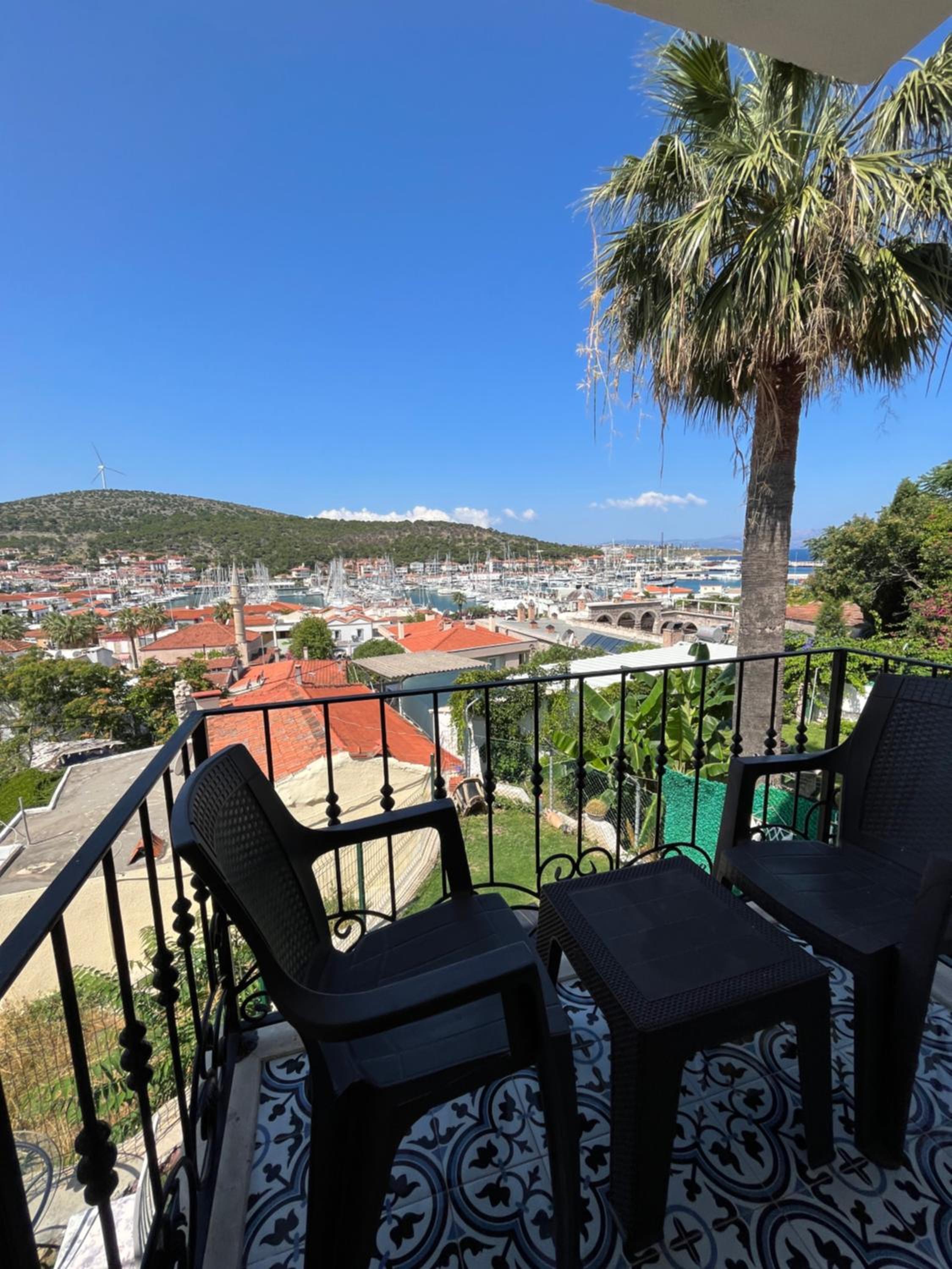 Deluxe Double Room with Balcony and Sea View - Photo 6