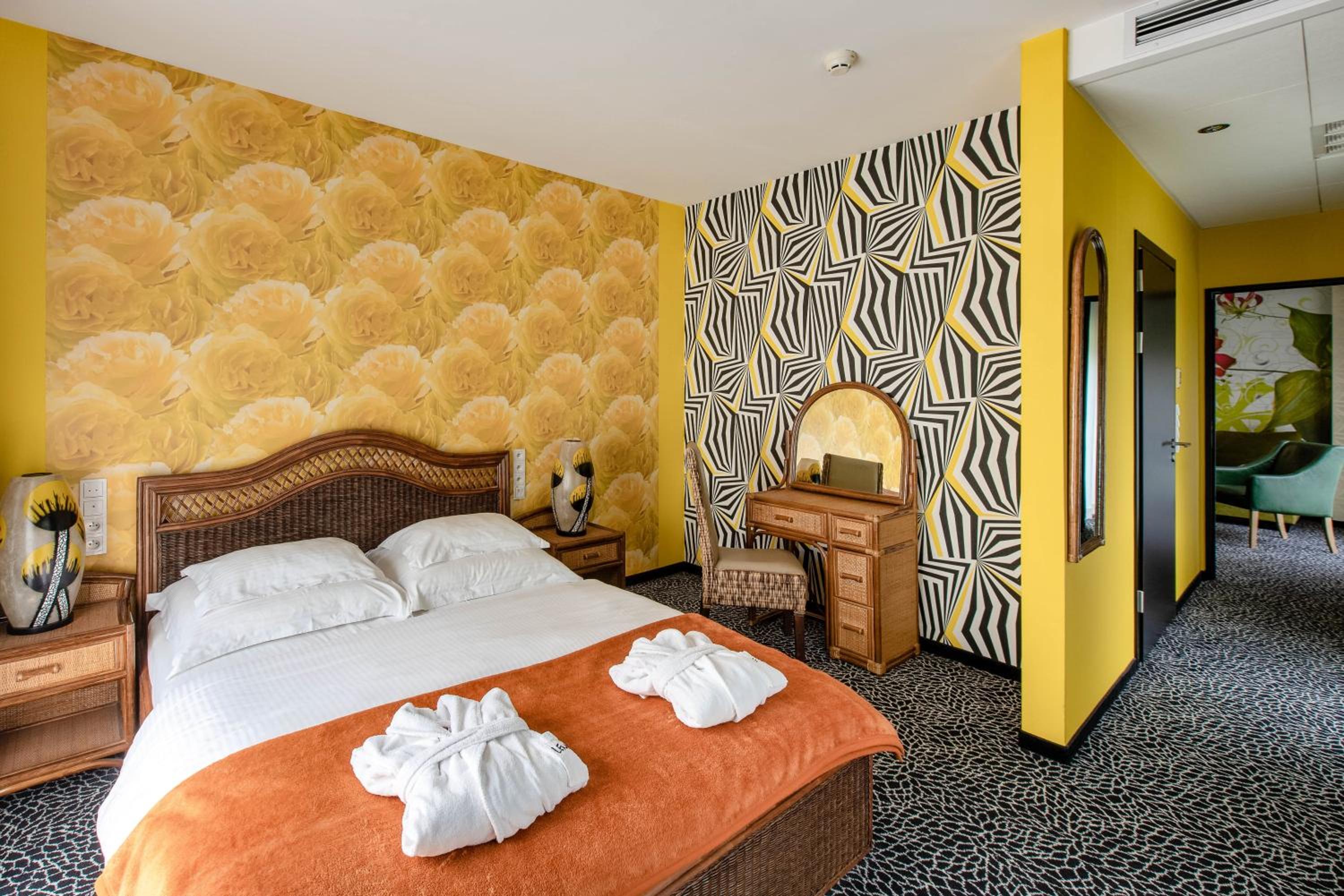 Yellow Comfort Apartment photo 1