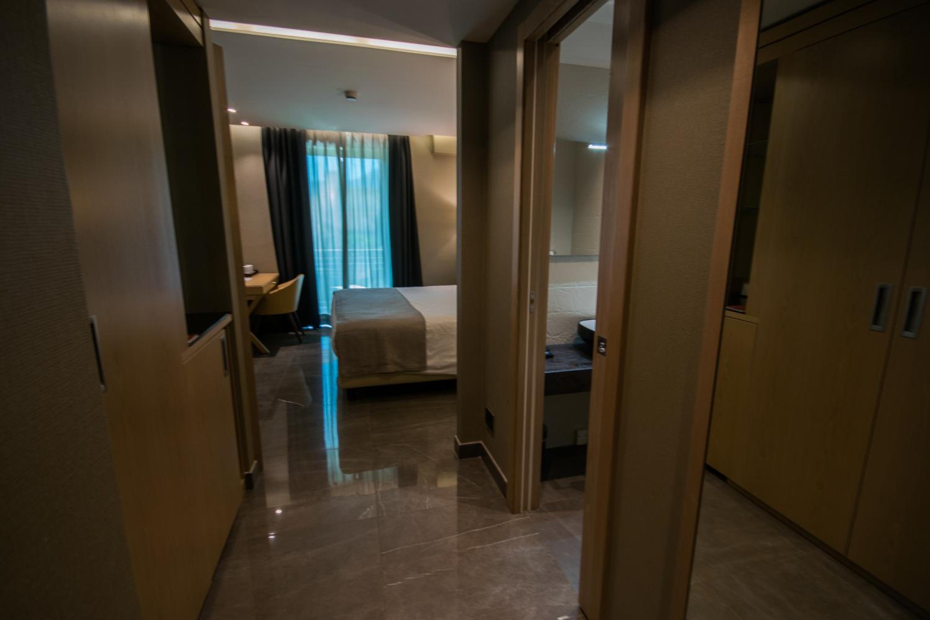 Suite with Garden View - Photo 1