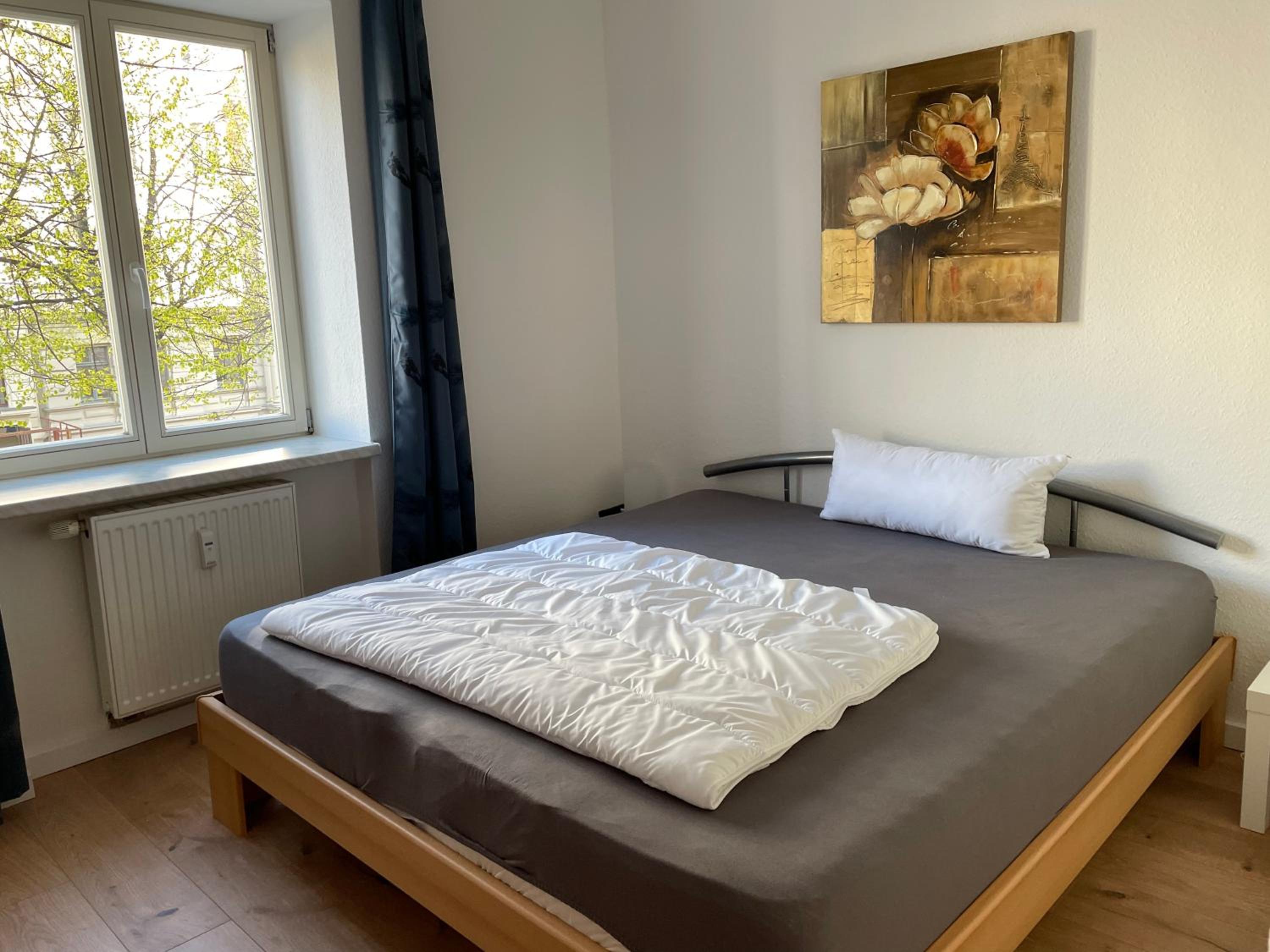 One-Bedroom Apartment - Photo 10