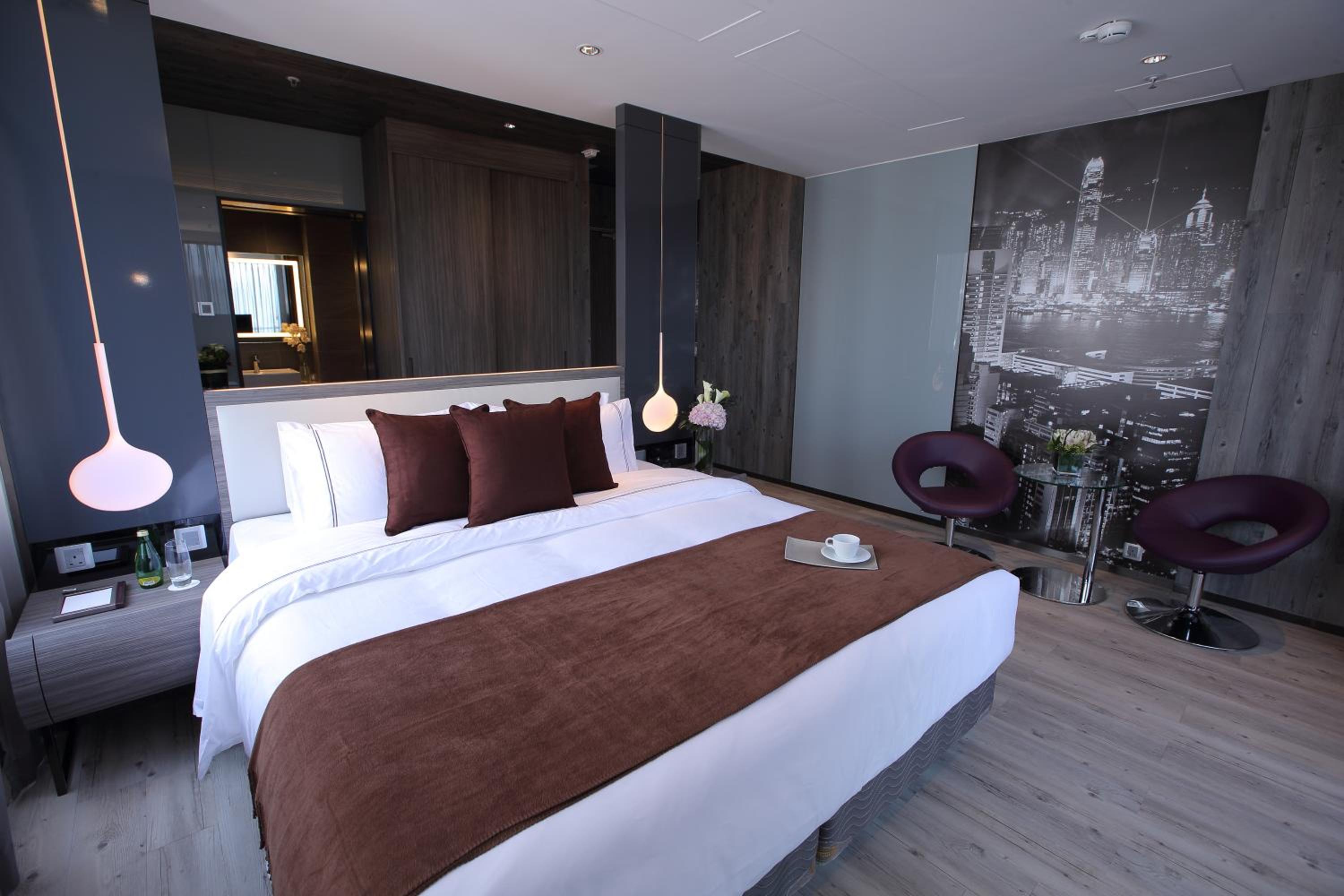 Perkin Grand King Room