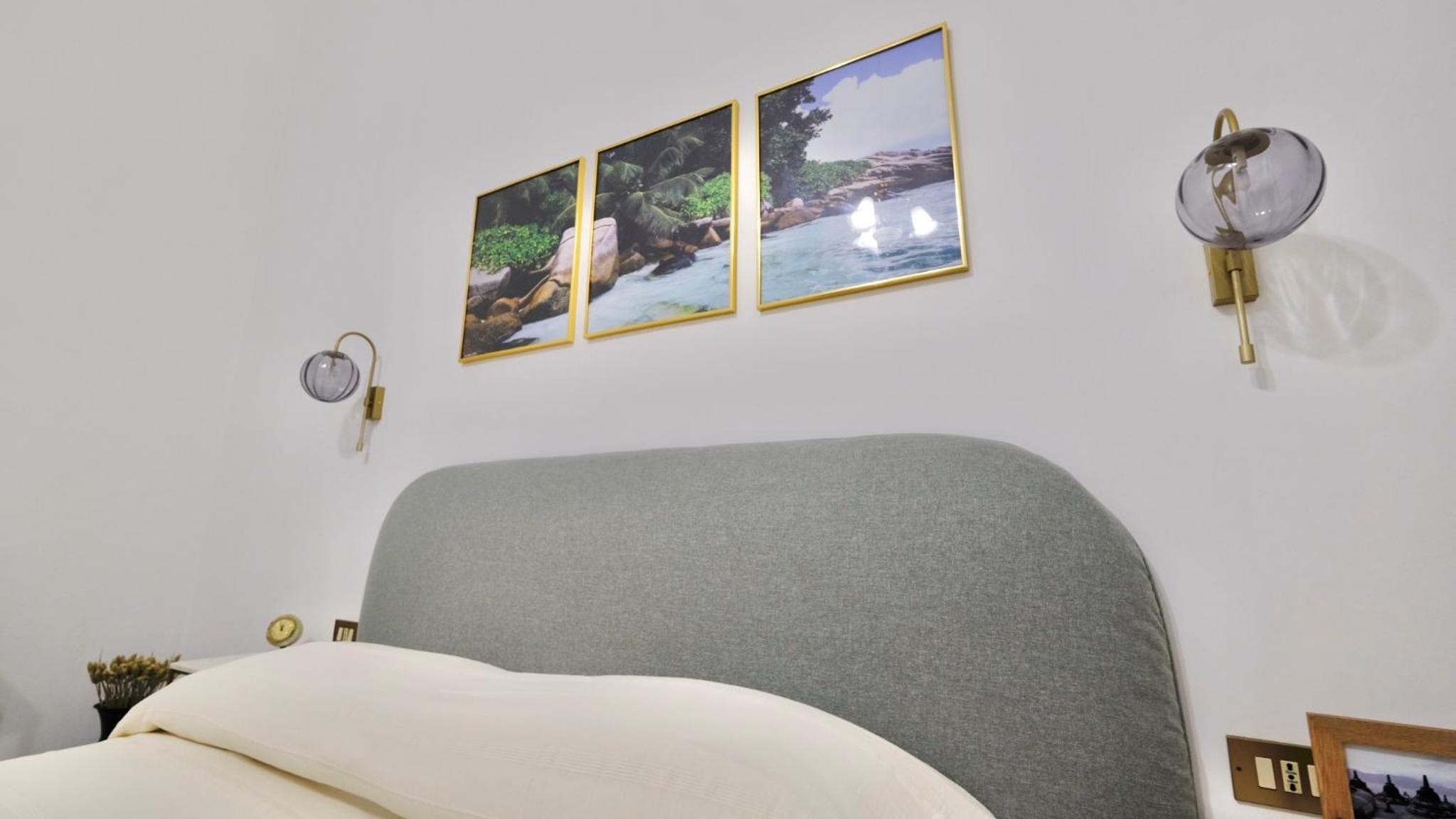 Quadruple Room with Private Bathroom
