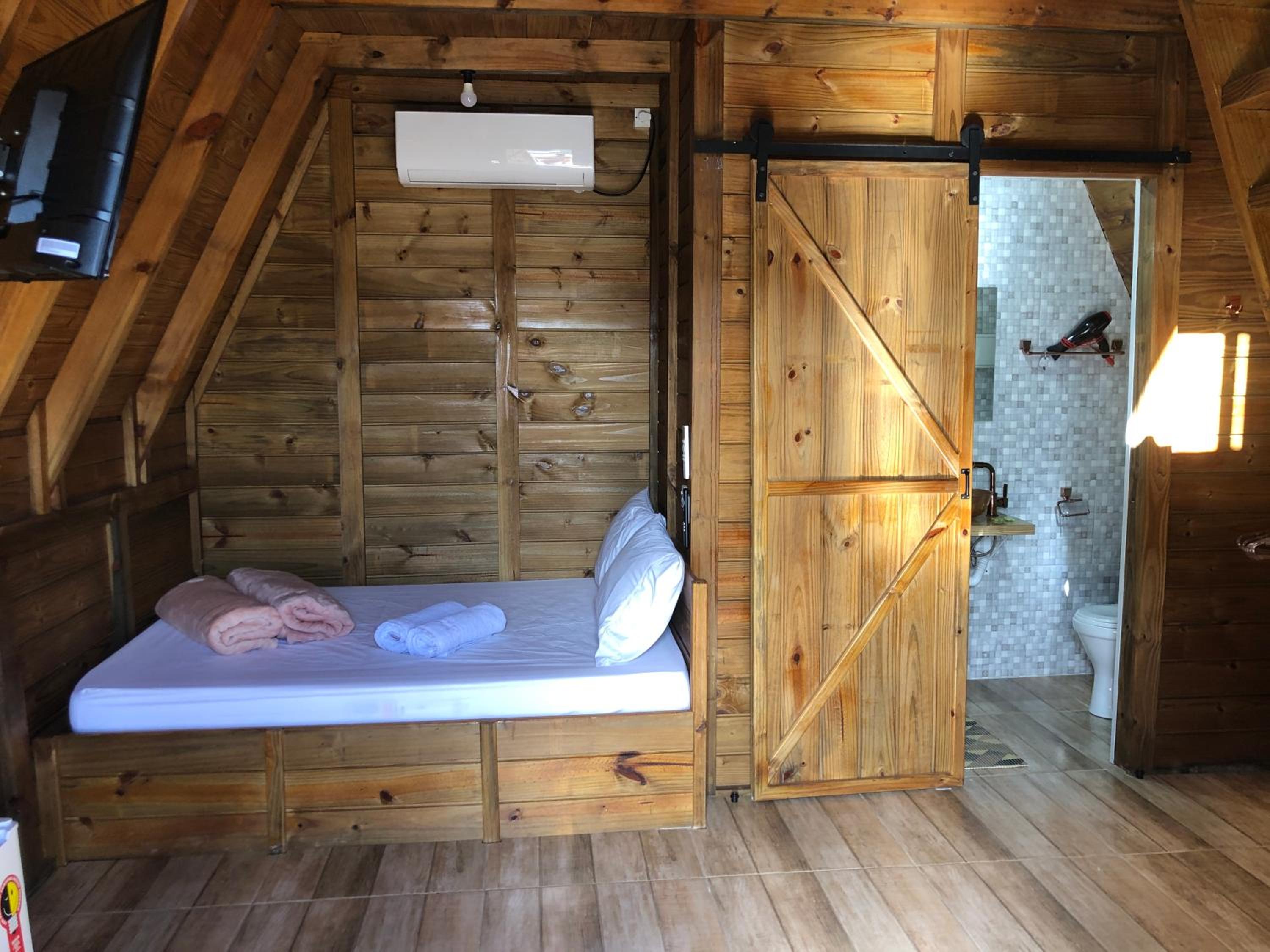 Deluxe Double Room With Bath photo 1