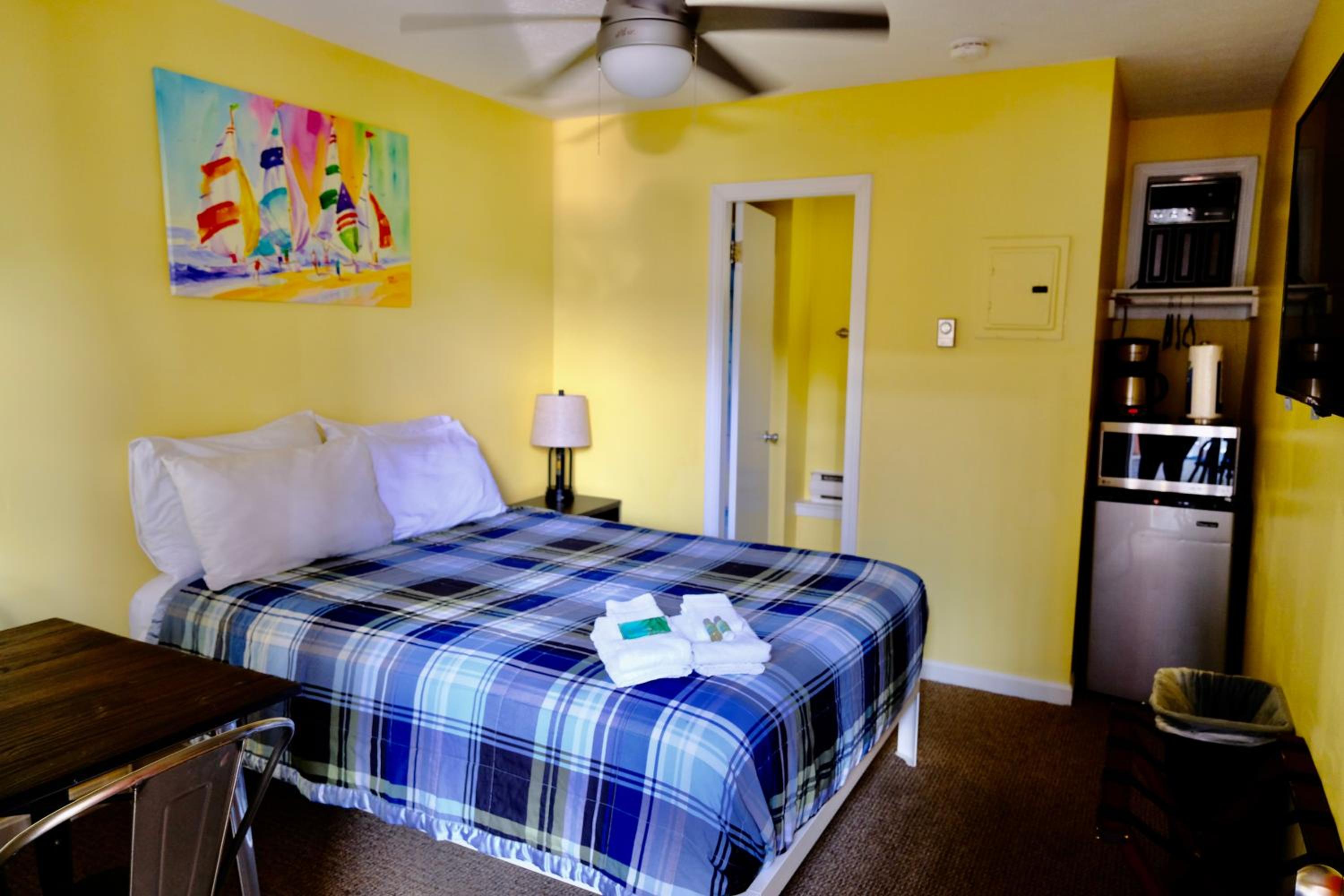 Queen Room - Photo 4
