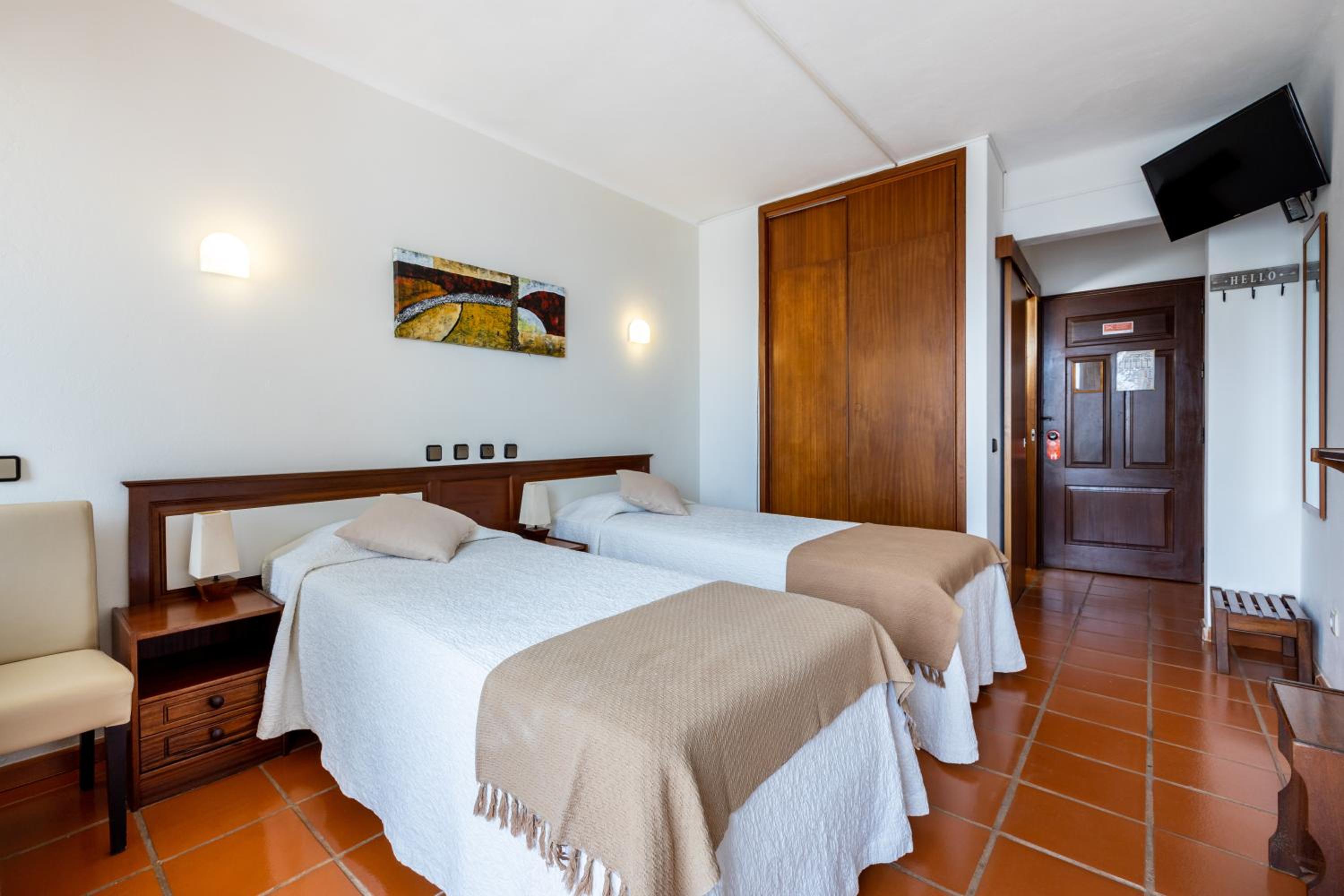 Superior Double or Twin Room photo 3