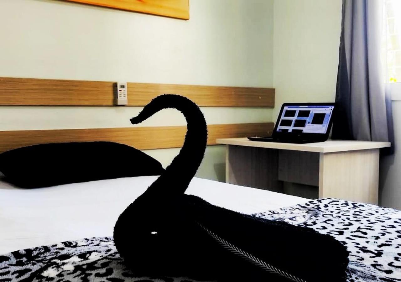 Deluxe King Room - Photo 1
