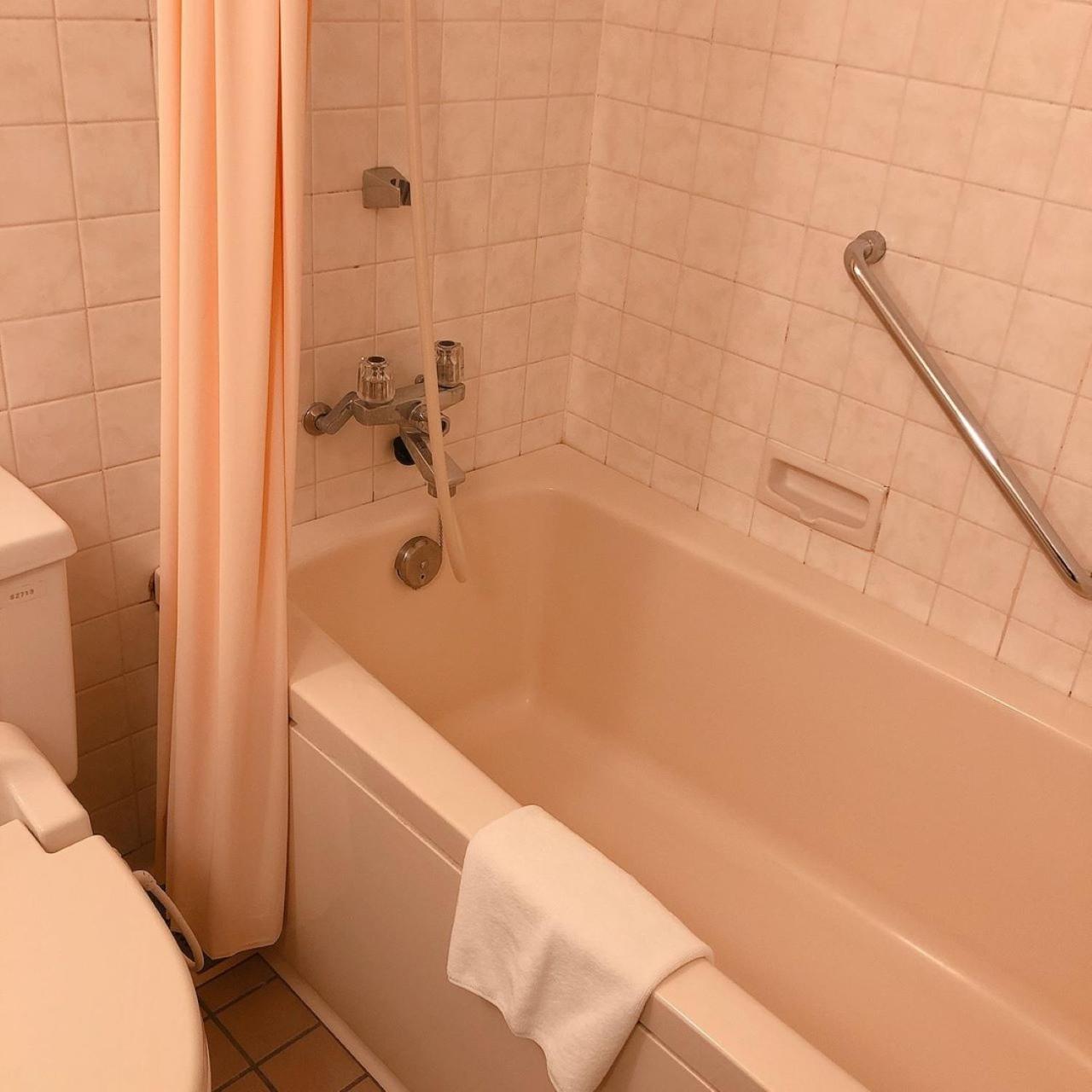 Triple Room with Bathroom thumbnail 6