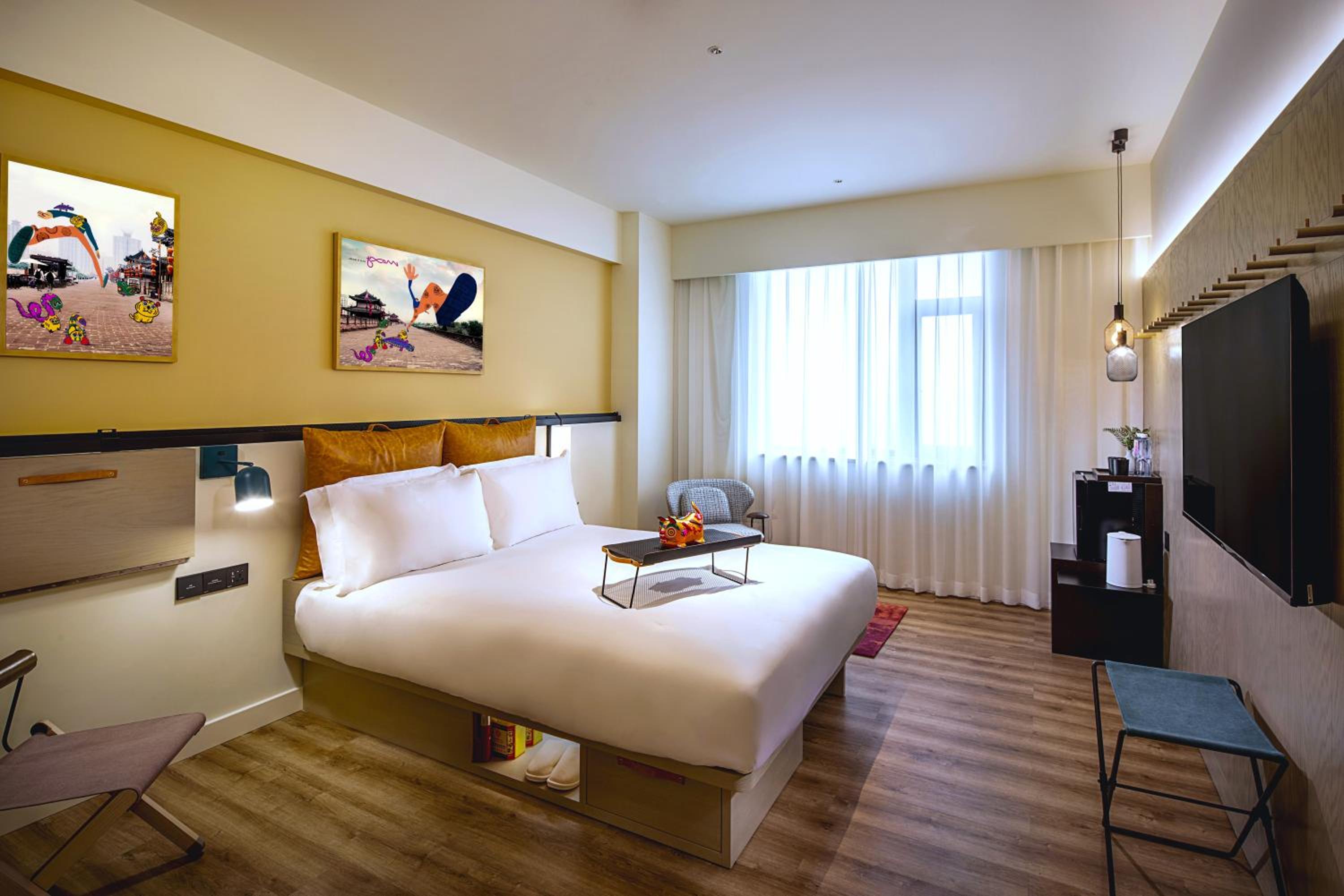 Standard King Room