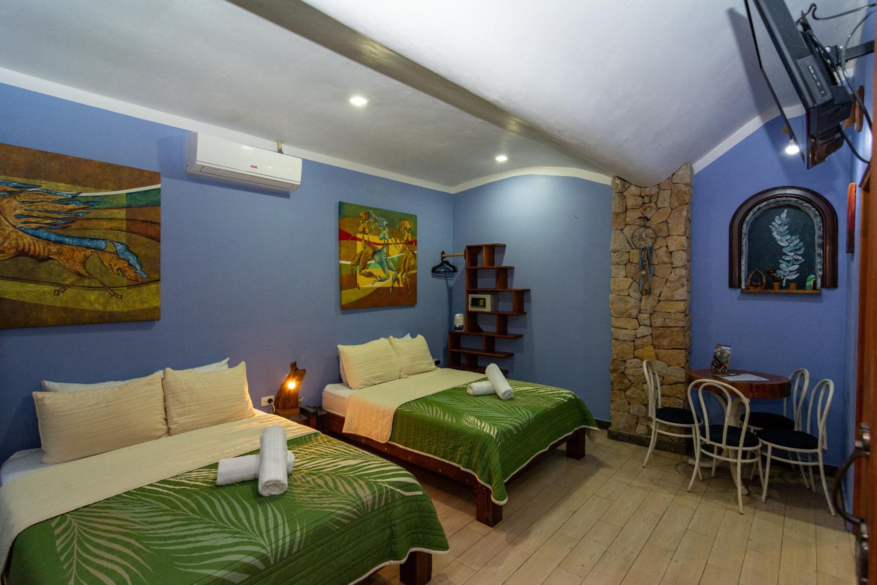 Standard Quadruple Room