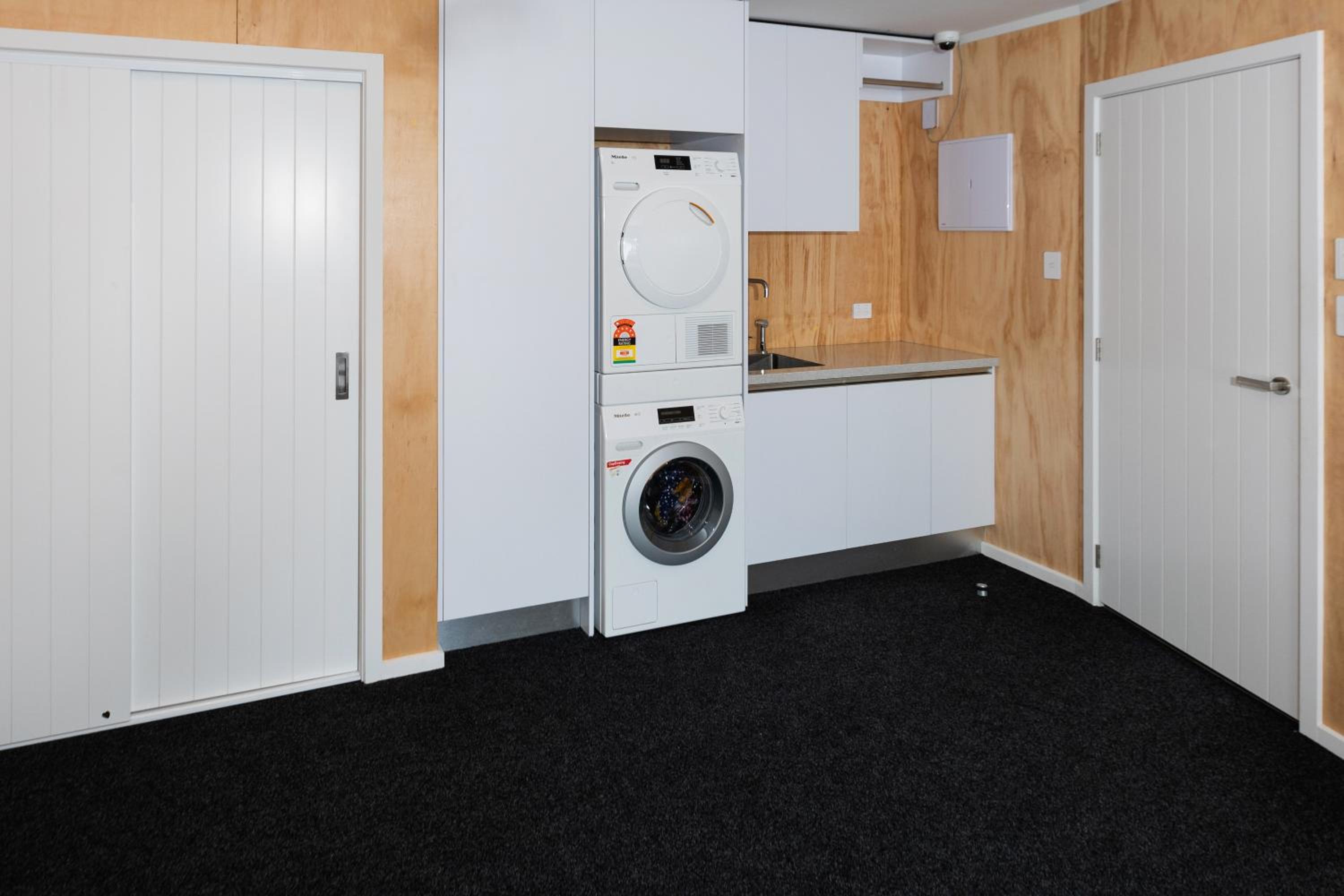 Apartment - Ground Floor photo 3