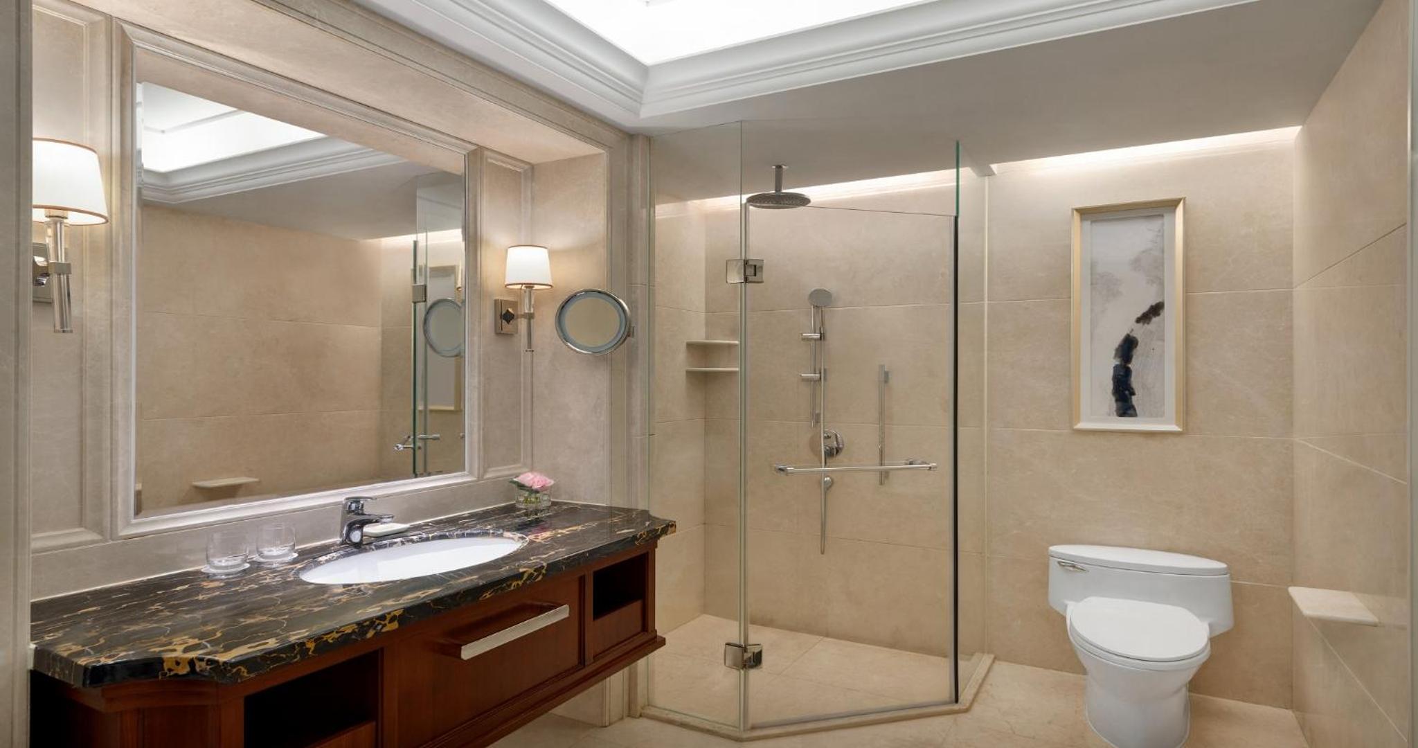 Superior Room with 1 kingsize bed