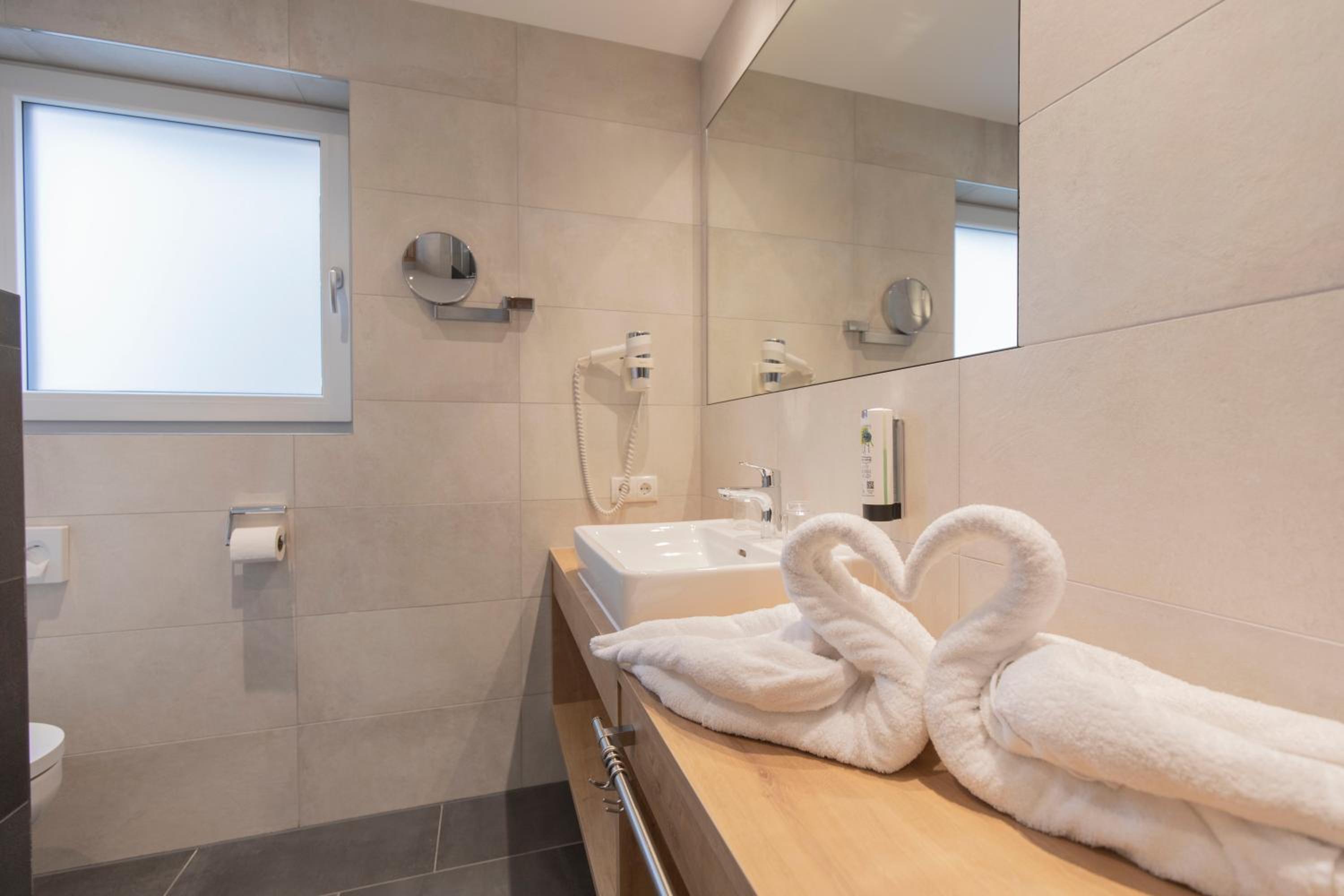 Superior Double Room - Photo 2