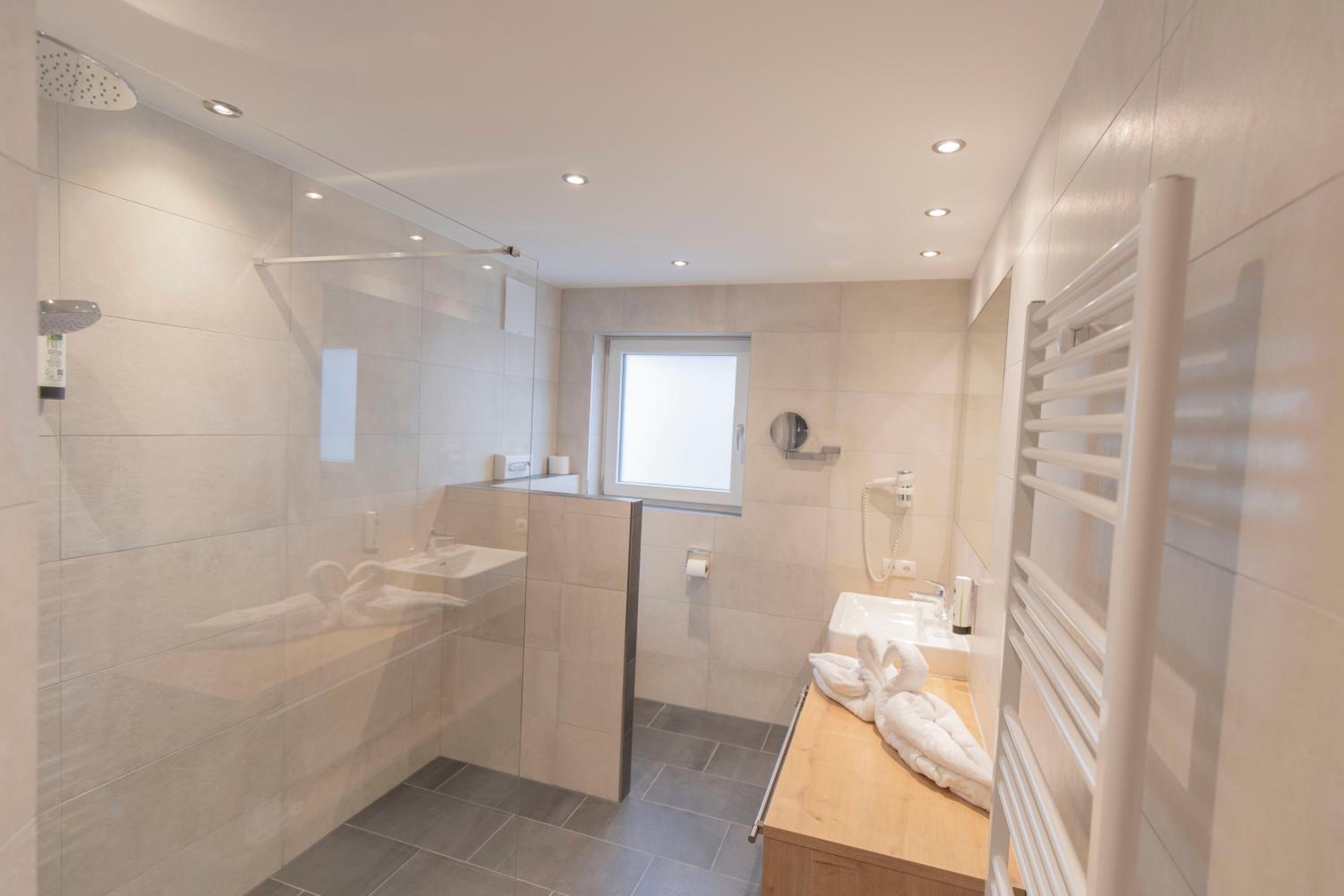Superior Double Room - Photo 4