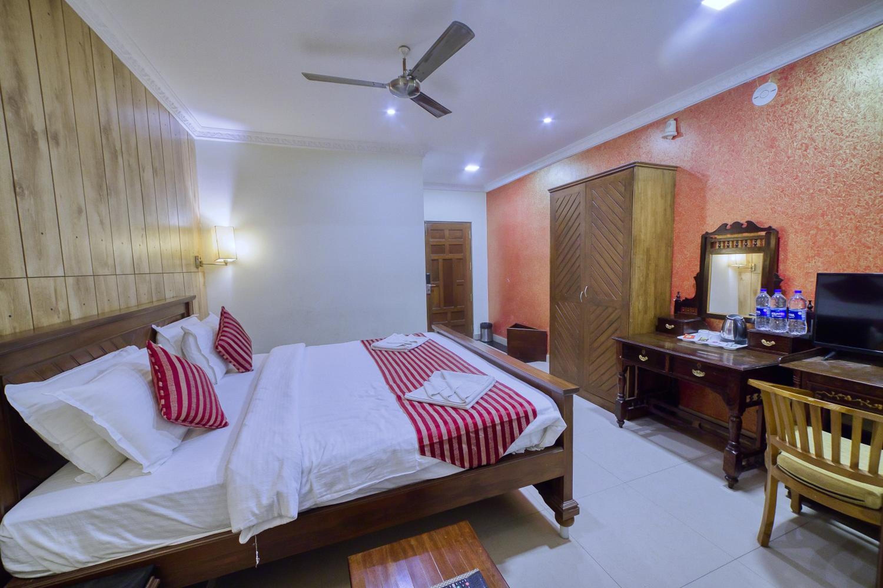 Superior King Room photo 2