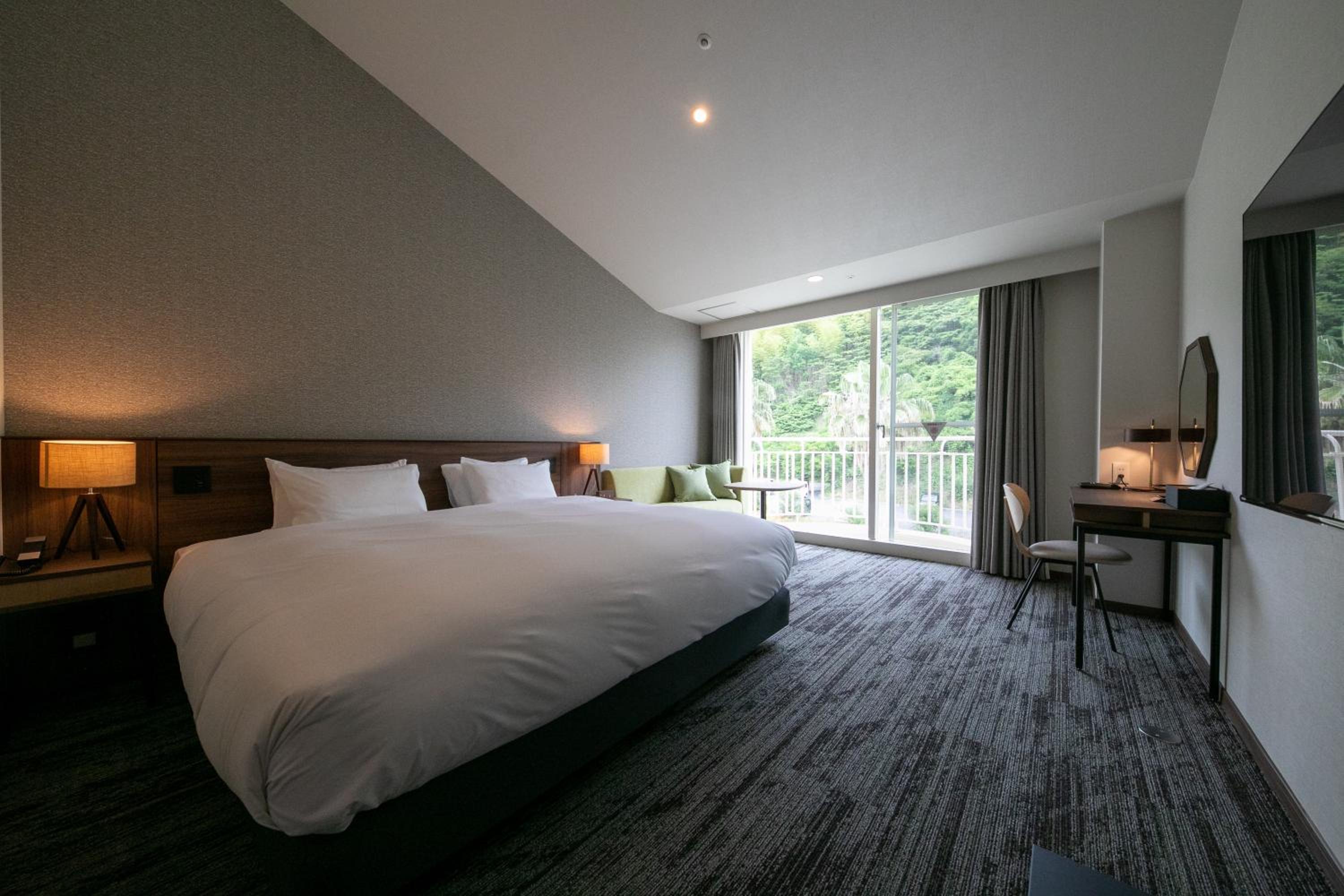 King Room with Mountain View - Photo 1