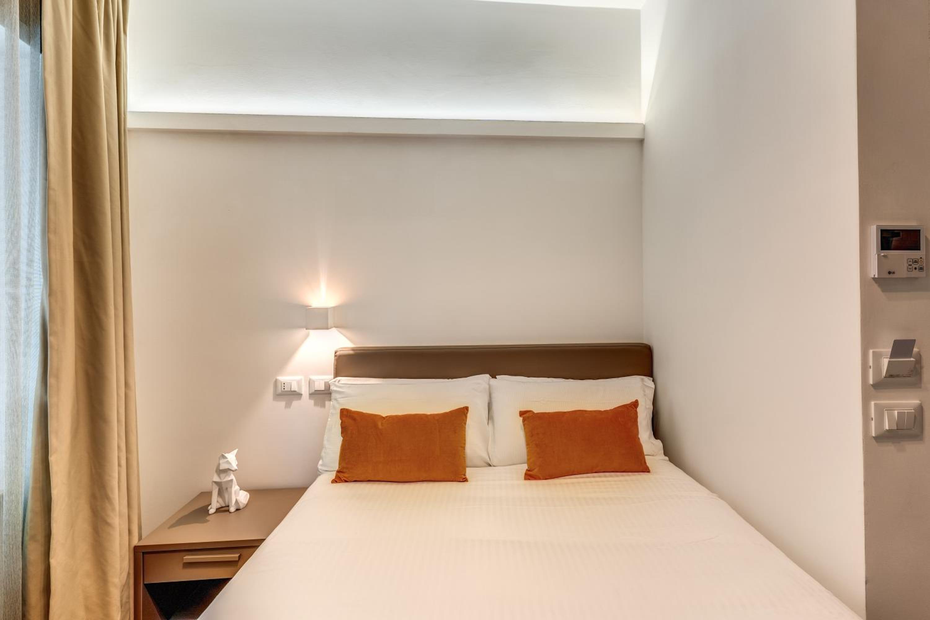 Standard Double Room photo 2