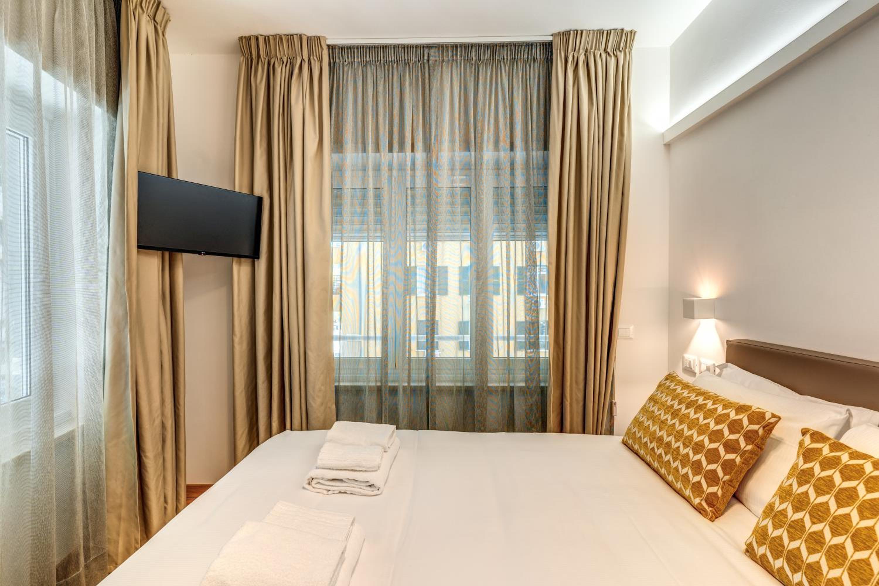 Standard Double Room photo 2
