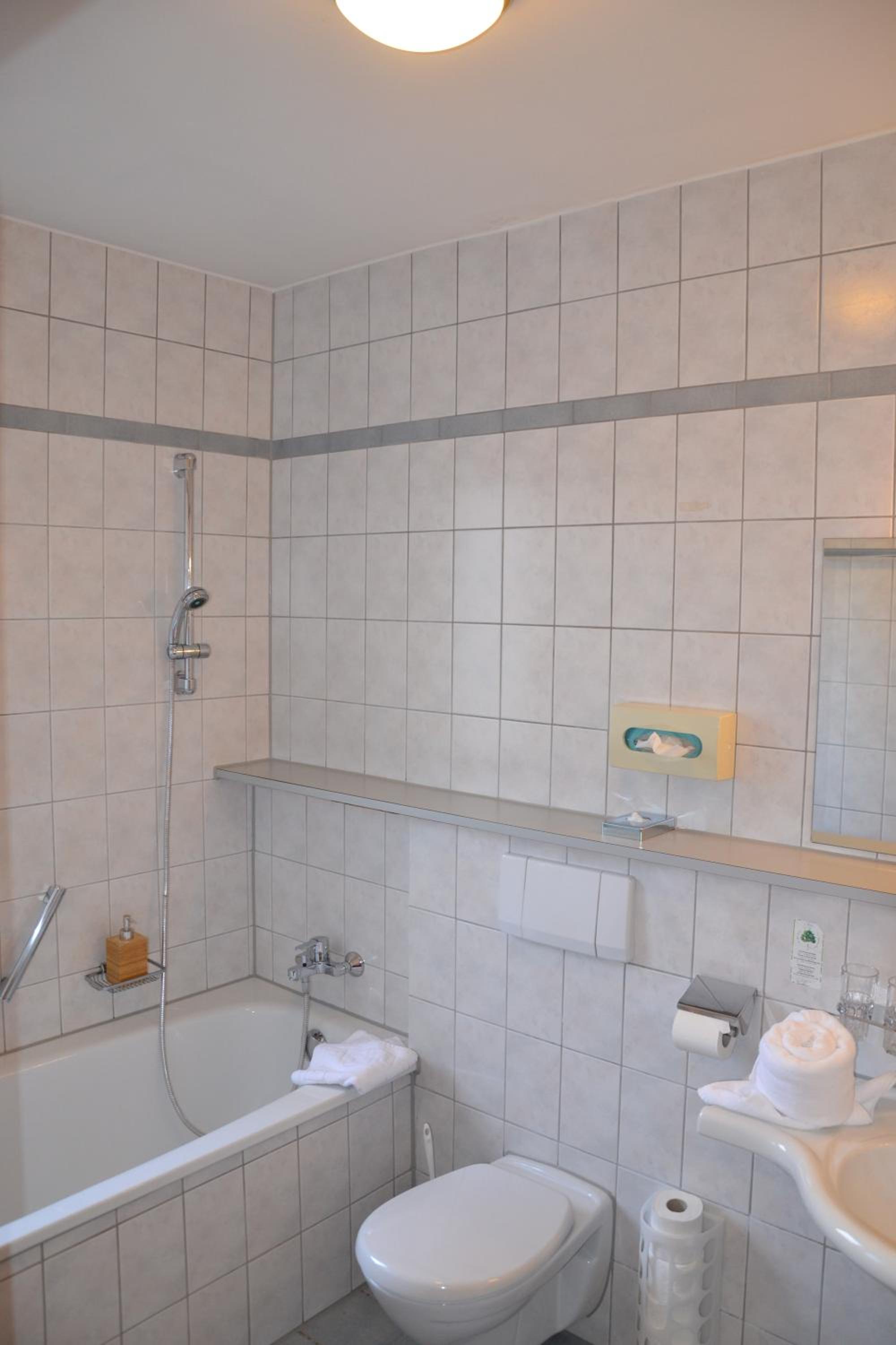Comfort Double Room - Photo 7