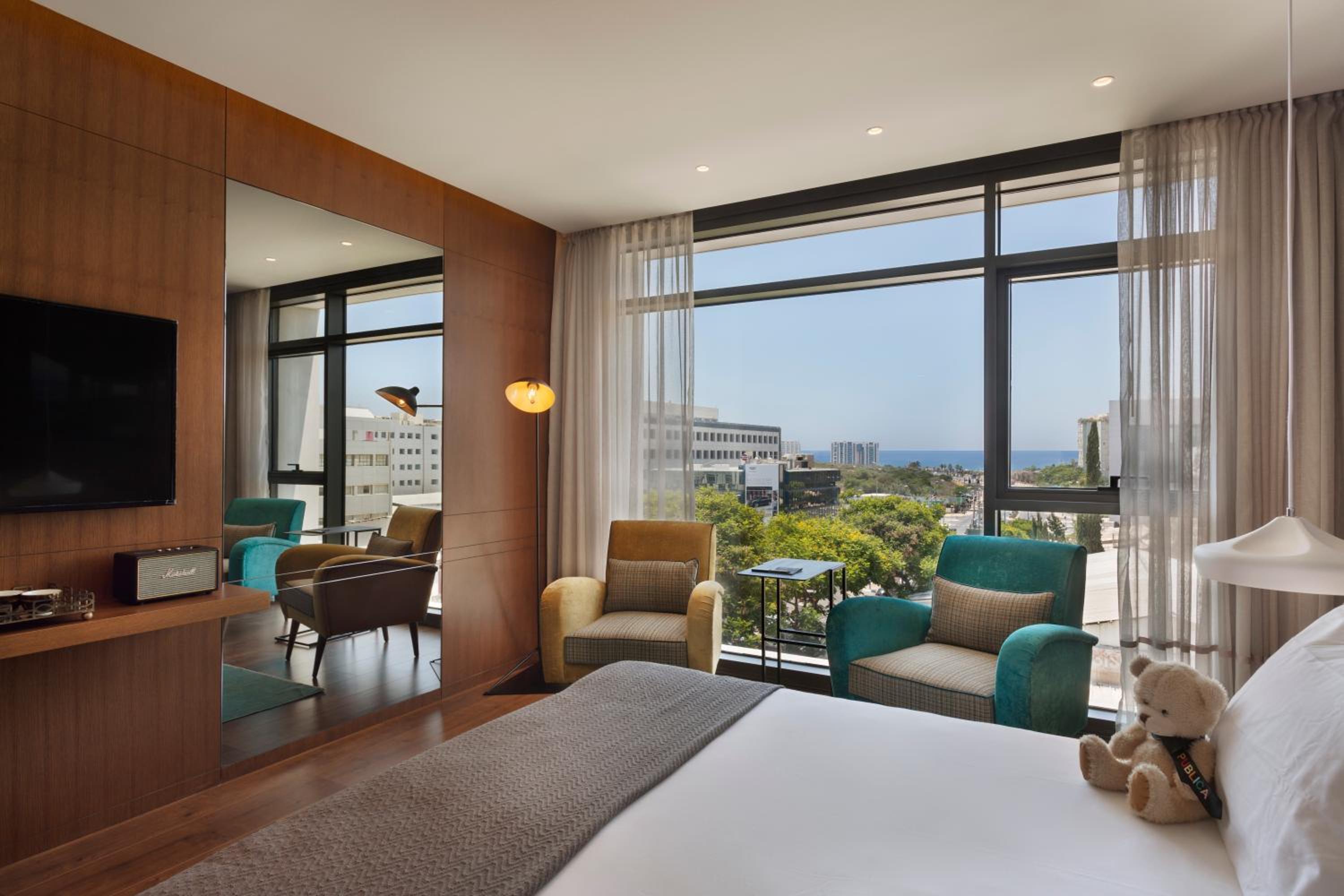 Queen Room with Sea View