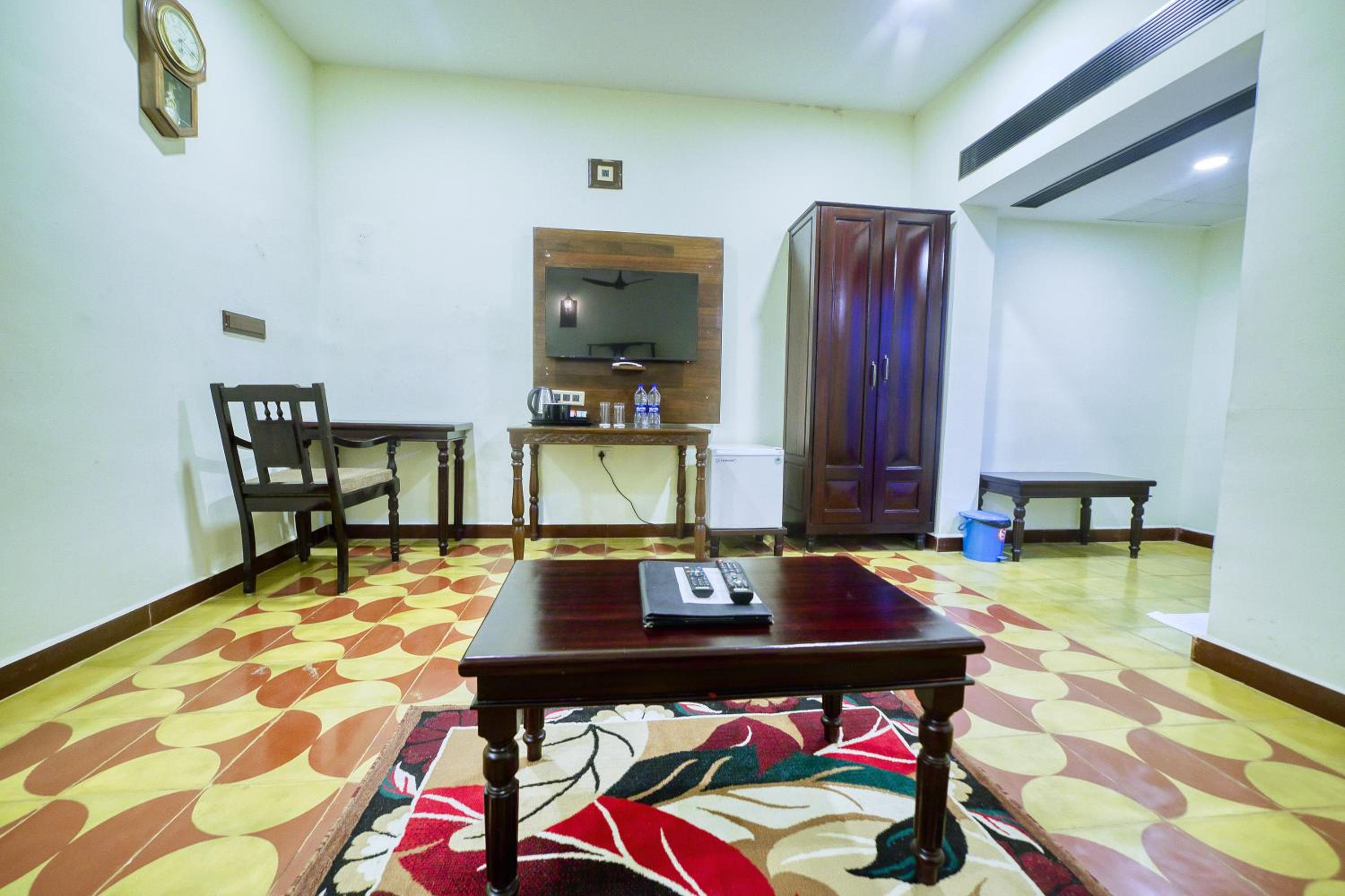Deluxe Double Room photo 2