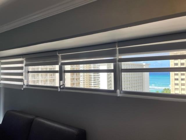 Waikiki Condo 2 Bedrooms 2 Bathrooms with 1 free parking space: Two-Bedroom Apartment photo