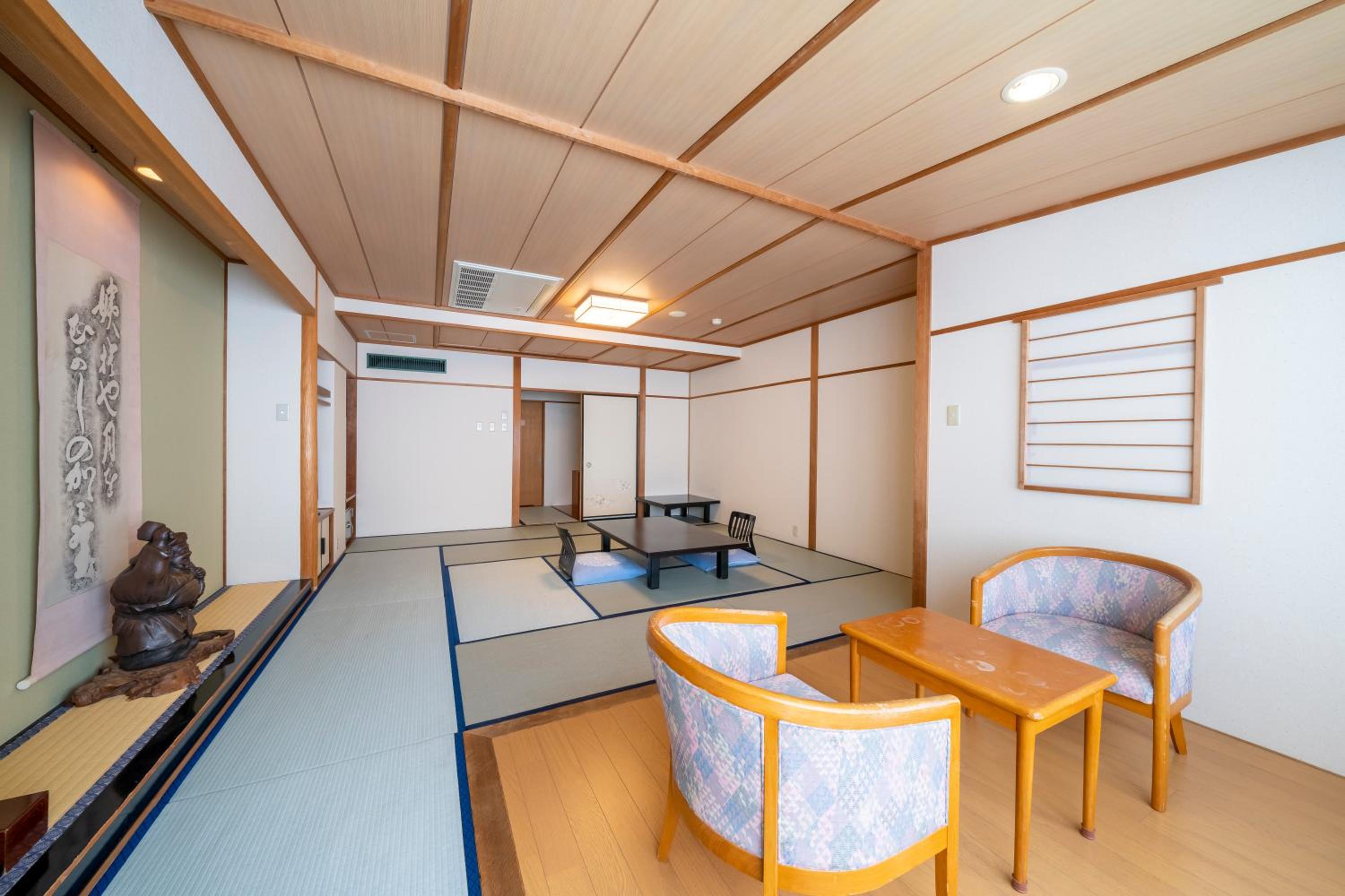 Japanese-Style Room photo 2