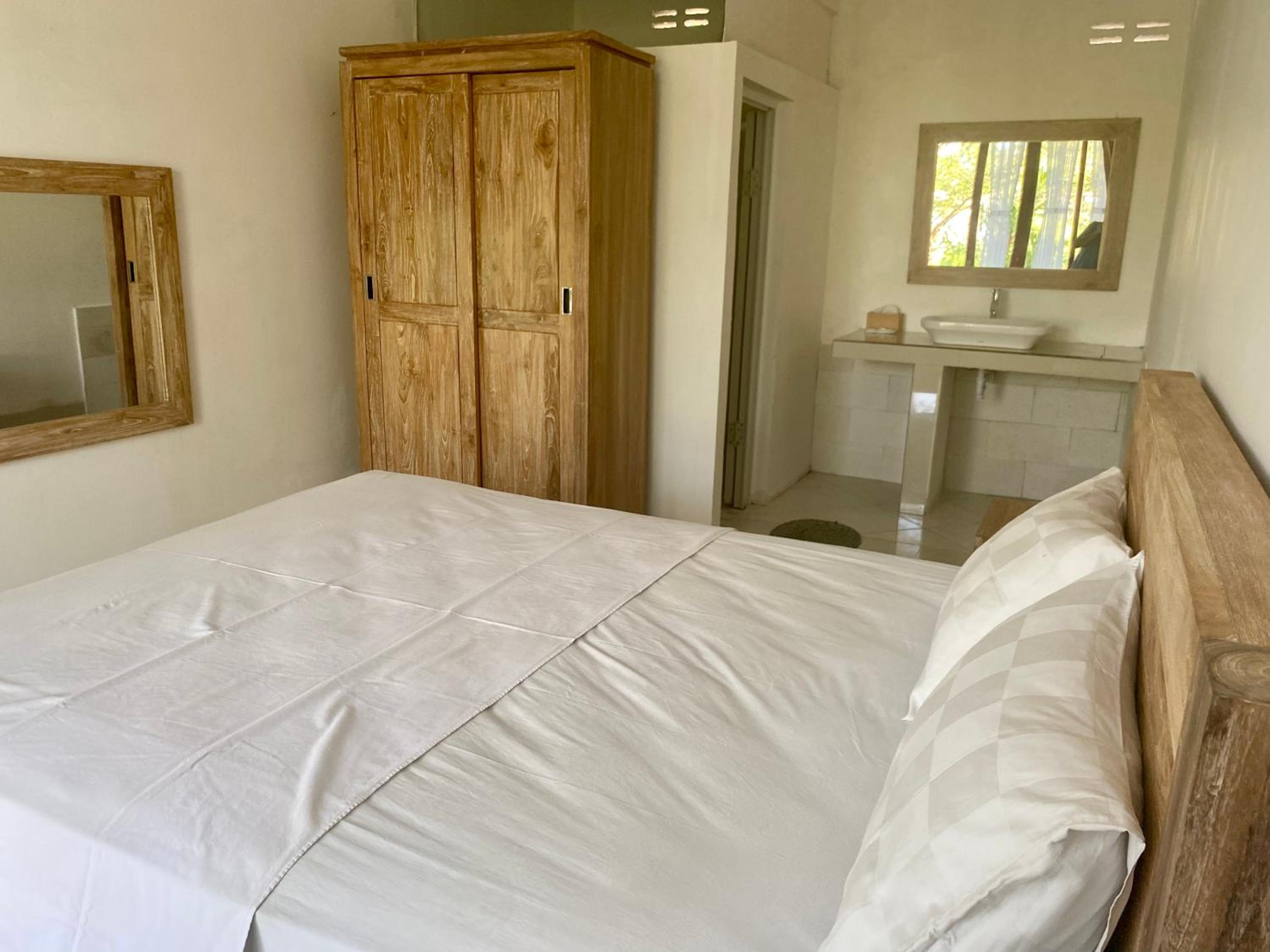 Standard Double Room photo 3