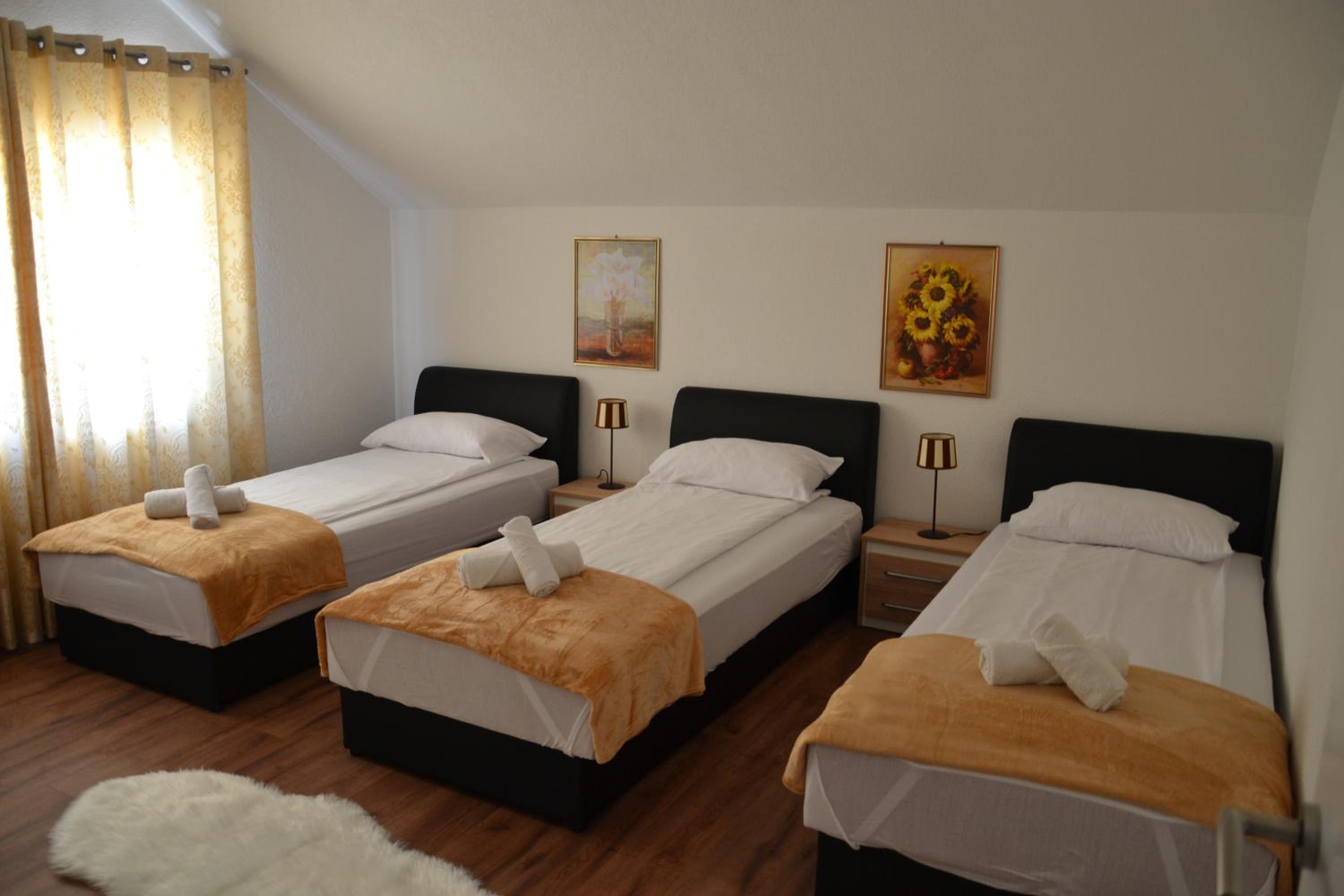 Villa photo 1