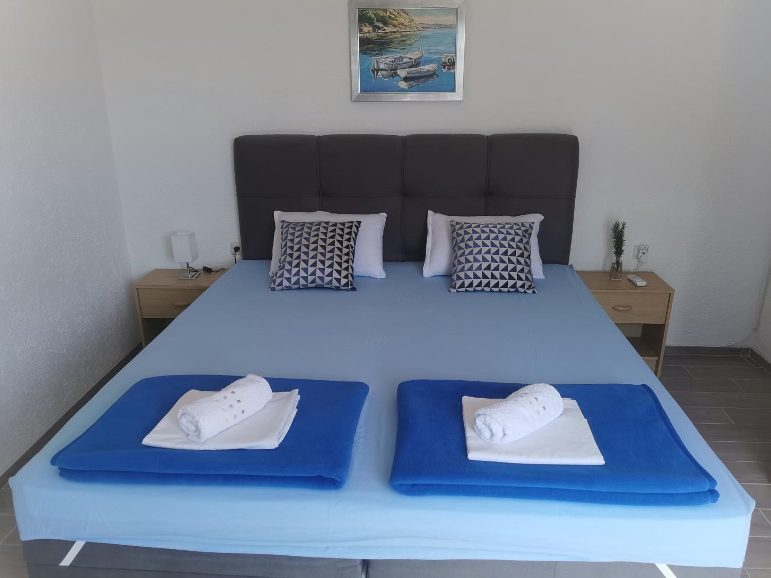 Two-Bedroom Apartment - Photo 12