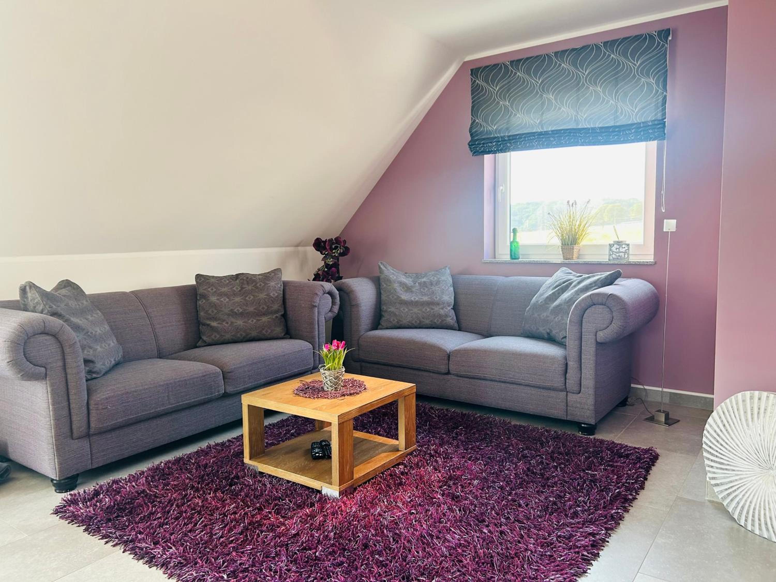 Two-Bedroom Apartment with Balcony and Terrace photo 2