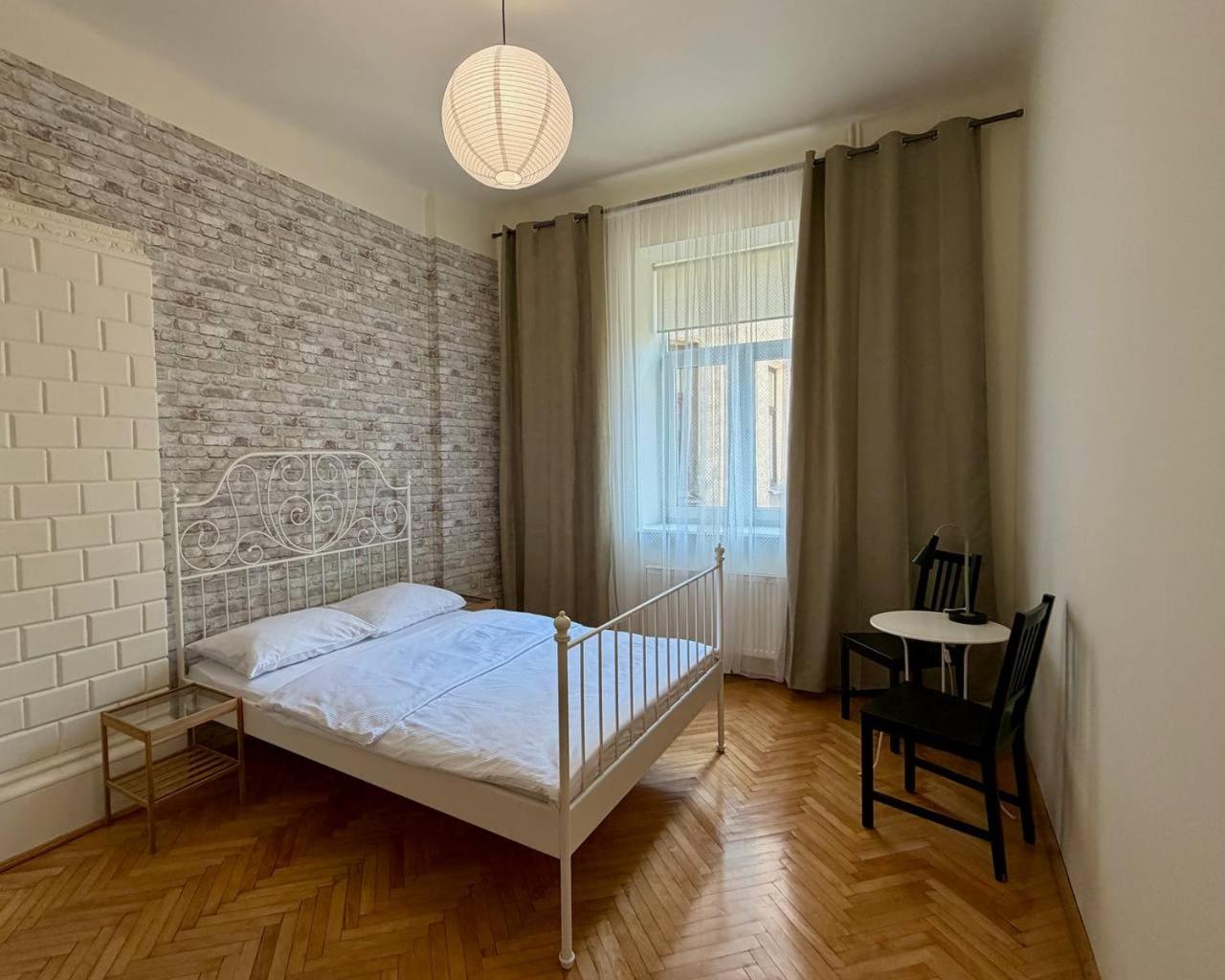 Double Room with Shared Bathroom